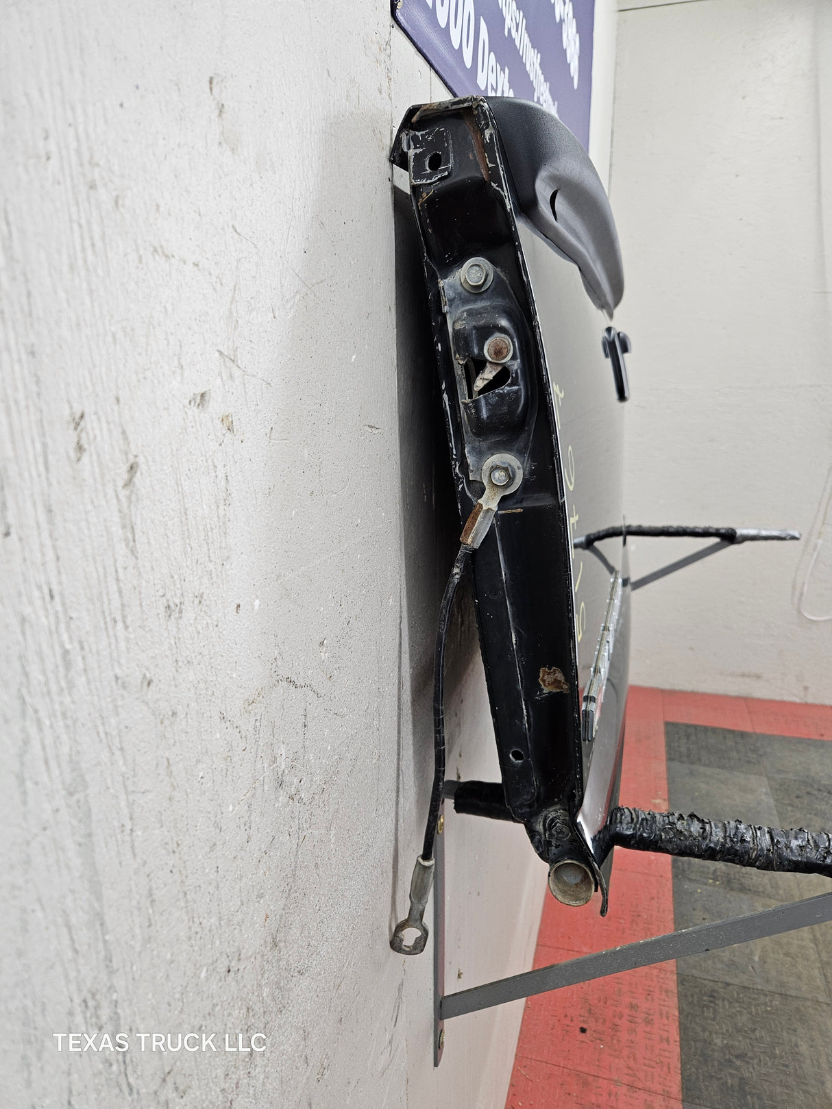 1999-2007 Chevrolet Silverado / GMC Sierra 1500 2500 3500 Tailgate