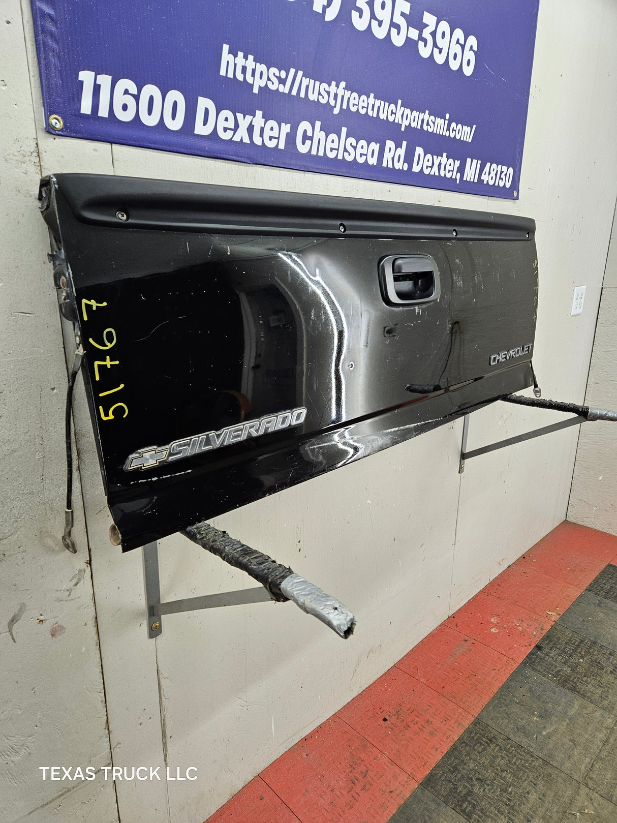 1999-2007 Chevrolet Silverado / GMC Sierra 1500 2500 3500 Tailgate