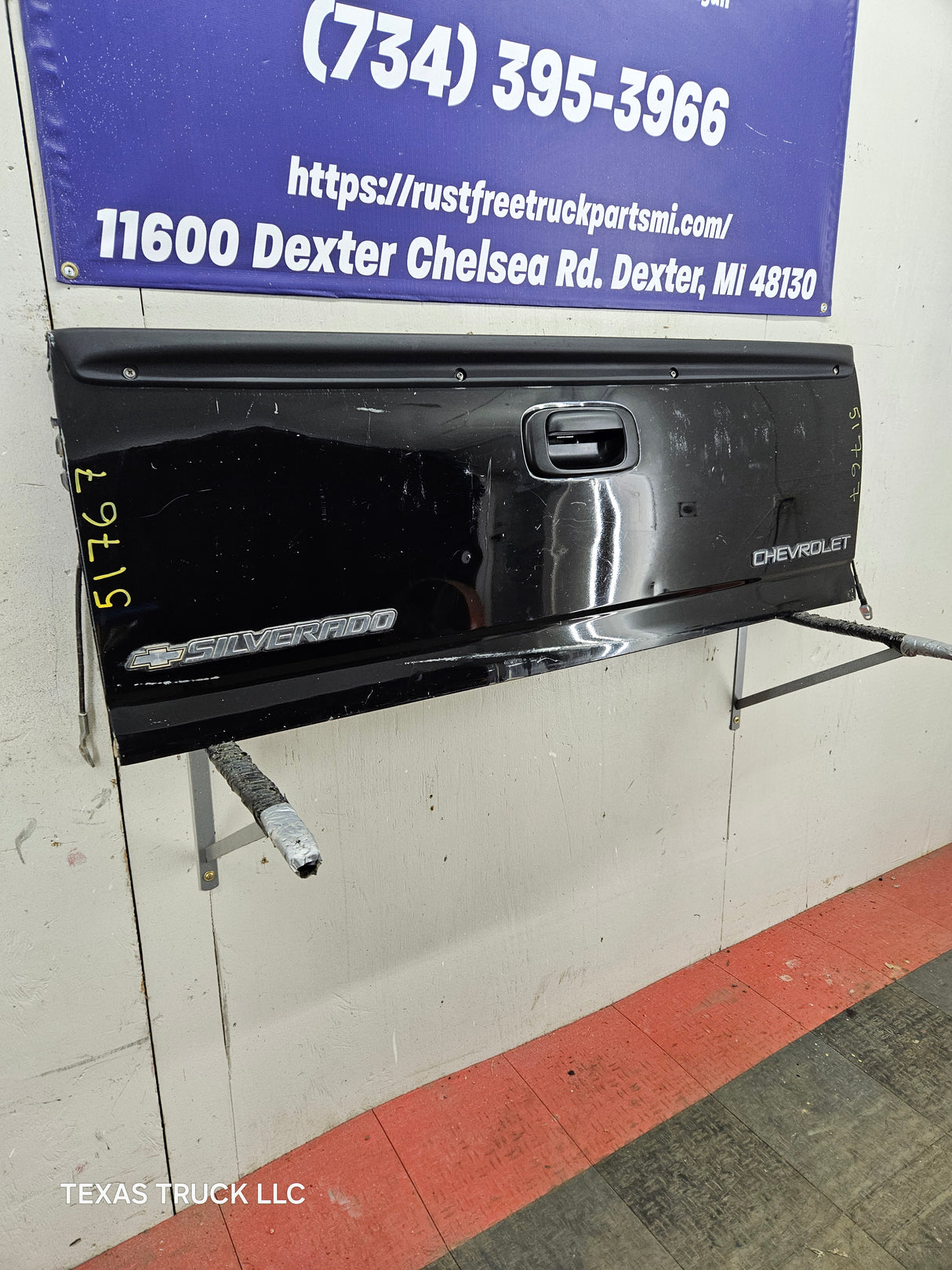 1999-2007 Chevrolet Silverado / GMC Sierra 1500 2500 3500 Tailgate