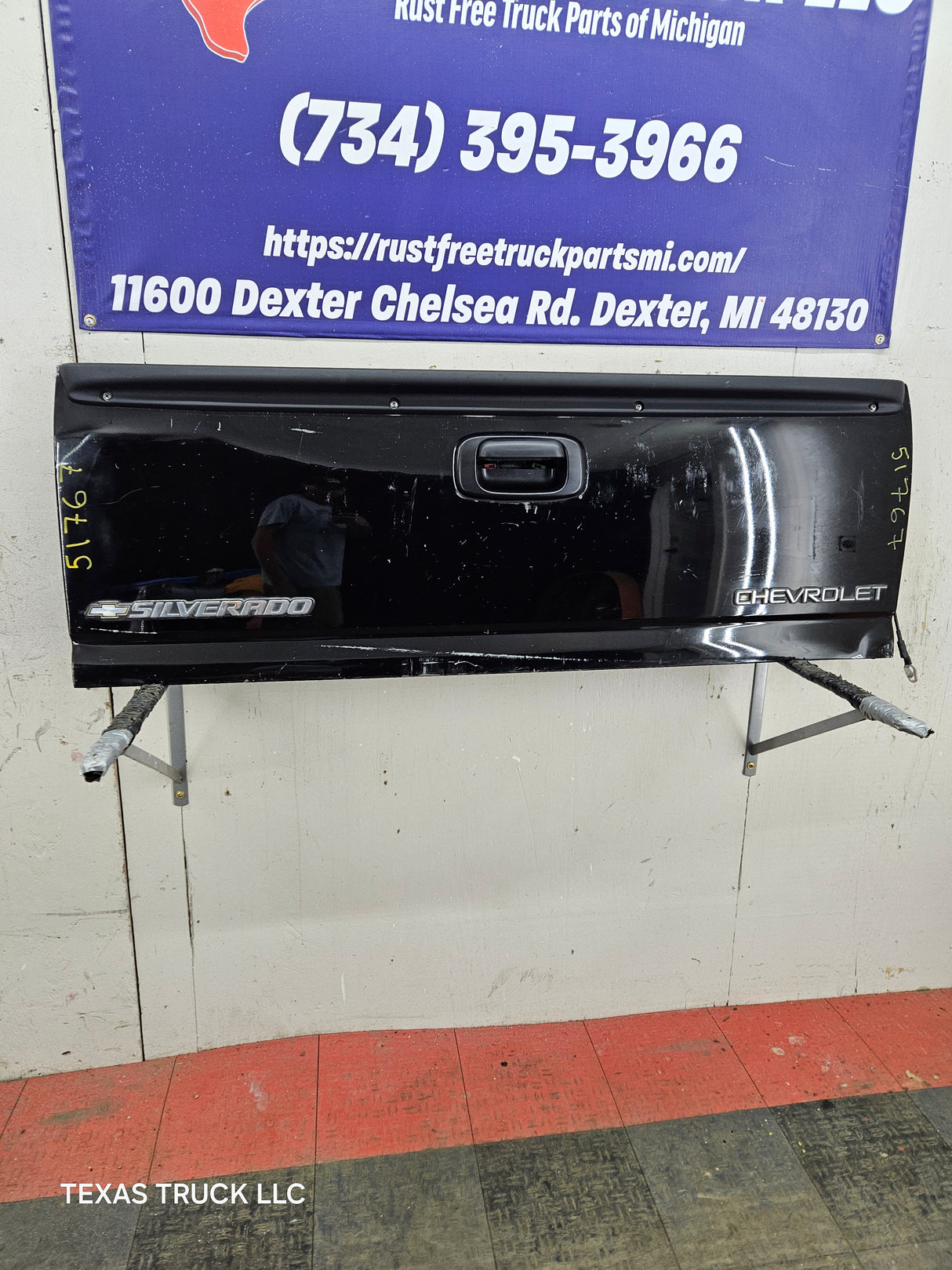 1999-2007 Chevrolet Silverado / GMC Sierra 1500 2500 3500 Tailgate