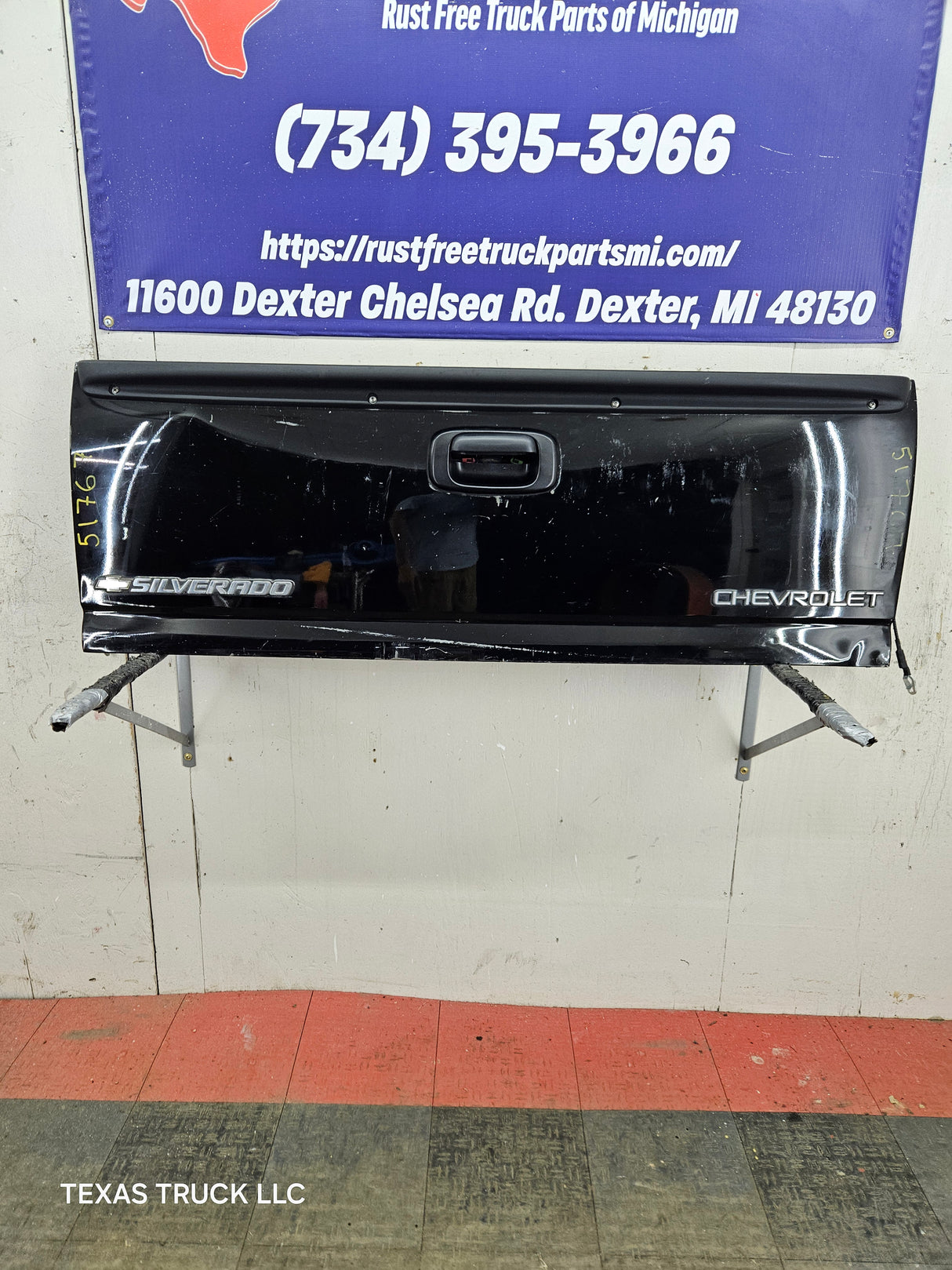 1999-2007 Chevrolet Silverado / GMC Sierra 1500 2500 3500 Tailgate