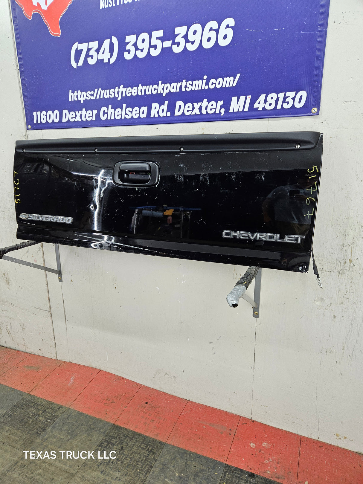 1999-2007 Chevrolet Silverado / GMC Sierra 1500 2500 3500 Tailgate