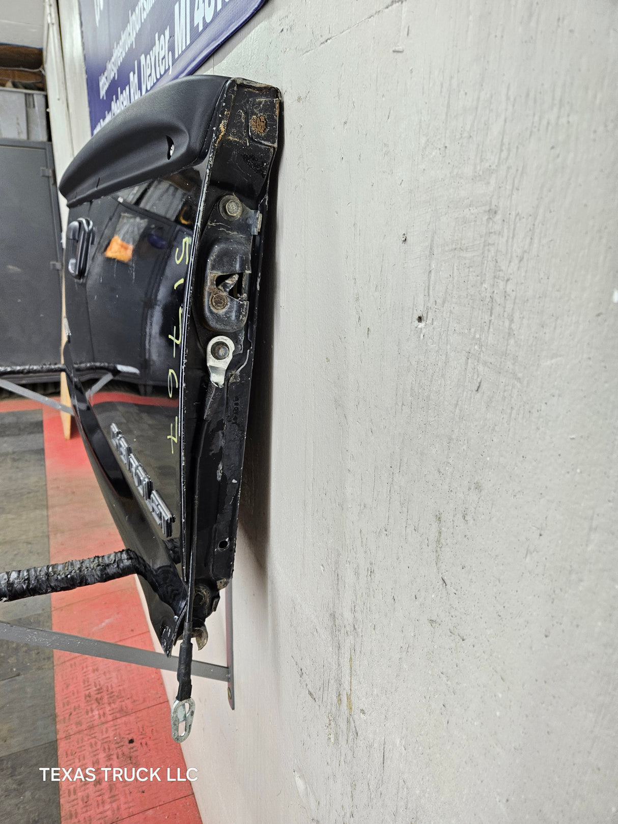 1999-2007 Chevrolet Silverado / GMC Sierra 1500 2500 3500 Tailgate