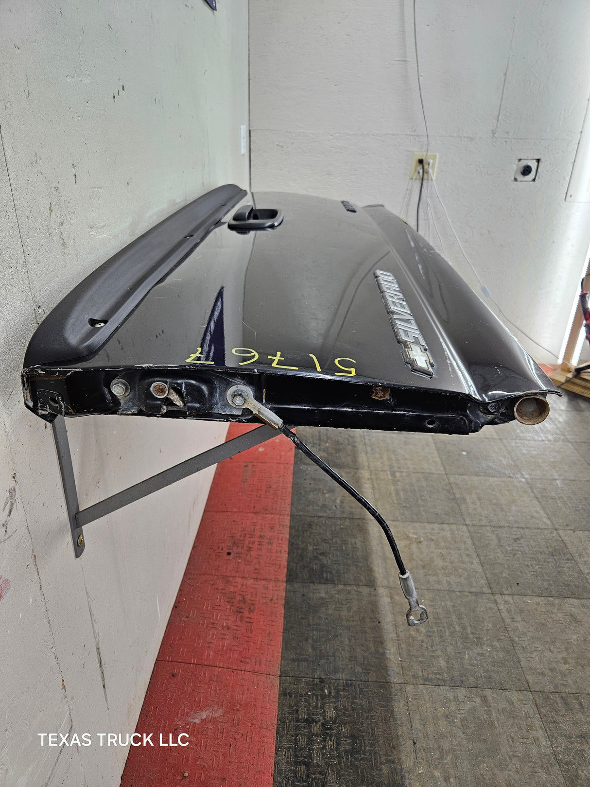 1999-2007 Chevrolet Silverado / GMC Sierra 1500 2500 3500 Tailgate