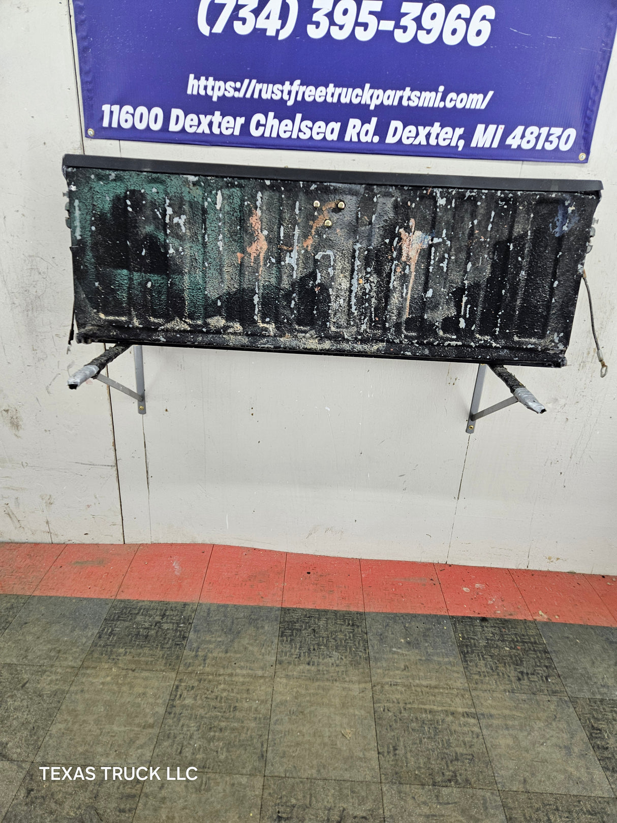 1999-2007 Chevrolet Silverado / GMC Sierra 1500 2500 3500 Tailgate