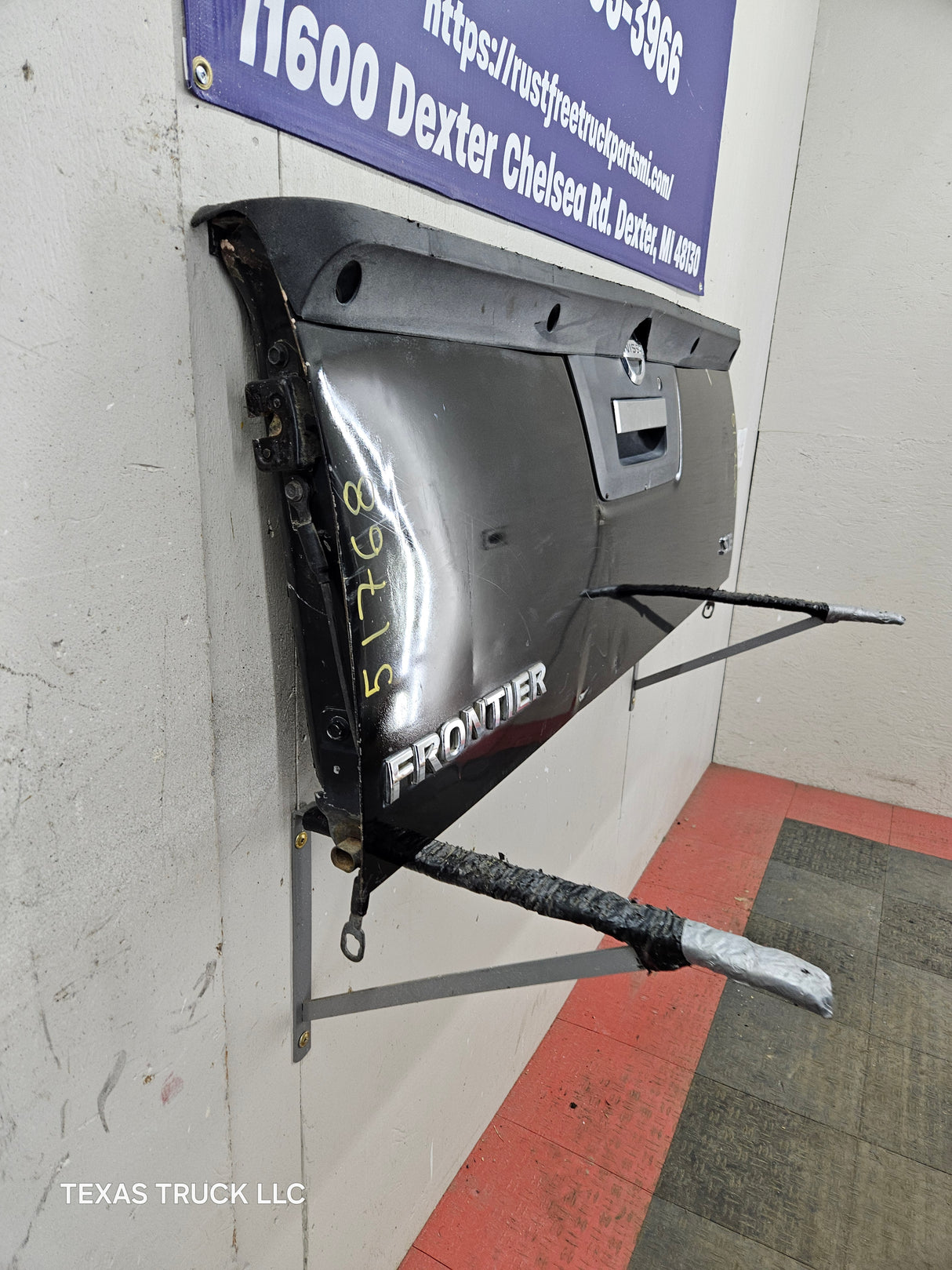 2013-2021 Nissan Frontier Tailgate Trunk Hatch