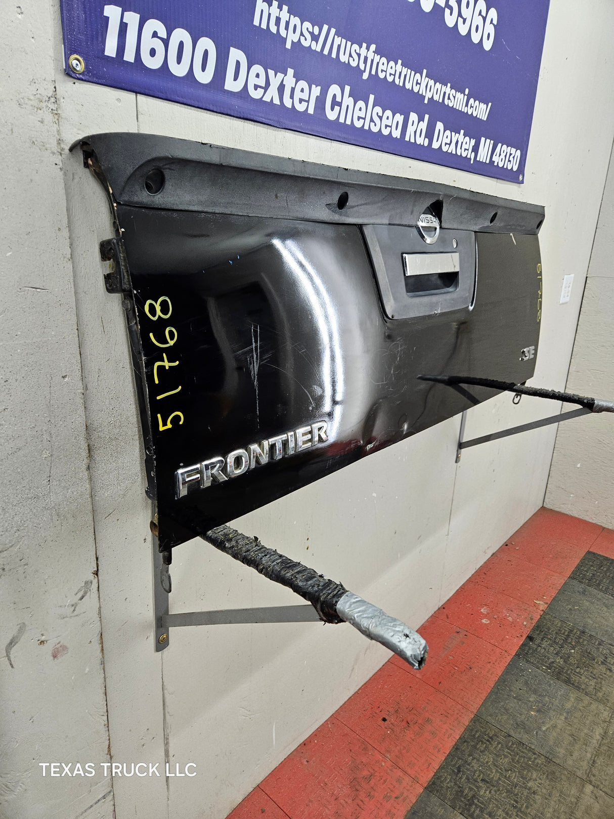 2013-2021 Nissan Frontier Tailgate Trunk Hatch