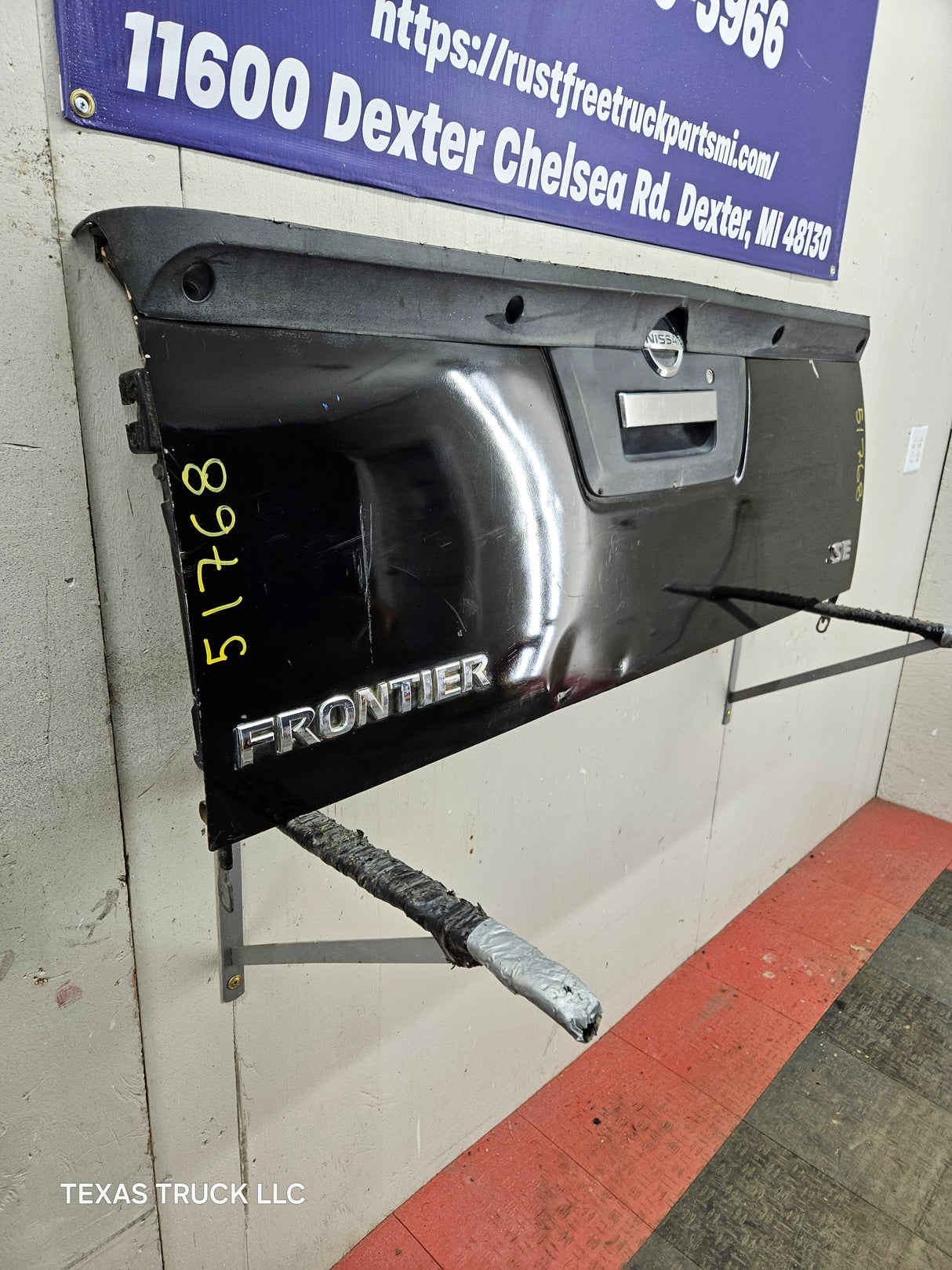 2013-2021 Nissan Frontier Tailgate Trunk Hatch