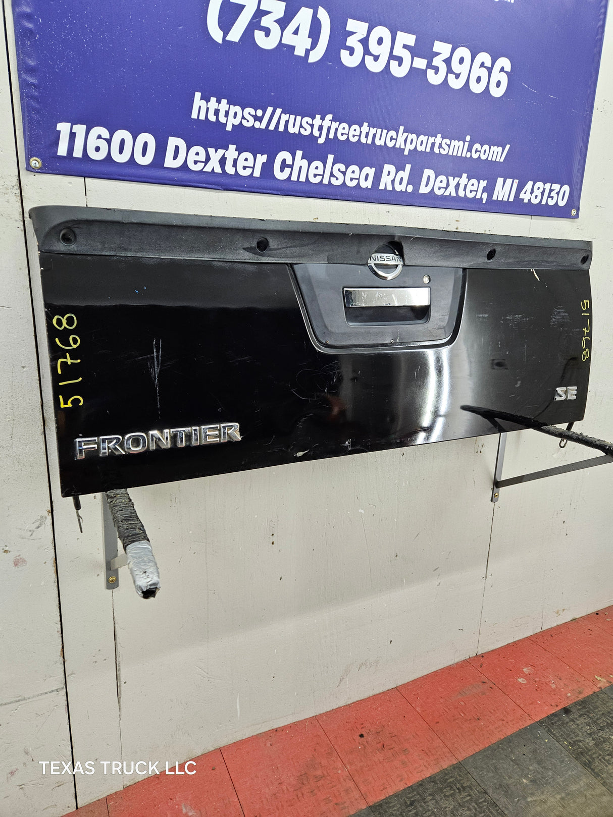 2013-2021 Nissan Frontier Tailgate Trunk Hatch