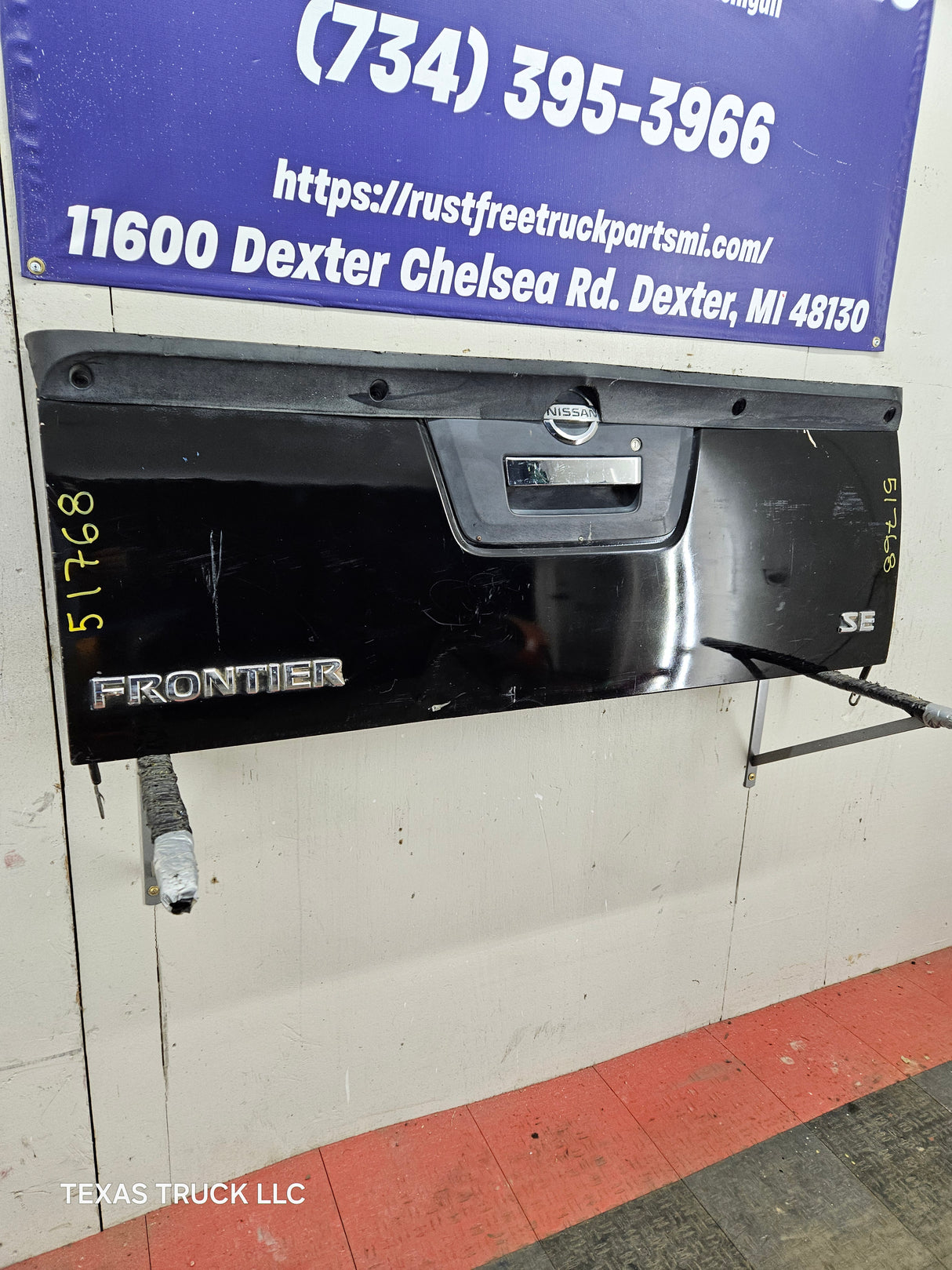 2013-2021 Nissan Frontier Tailgate Trunk Hatch