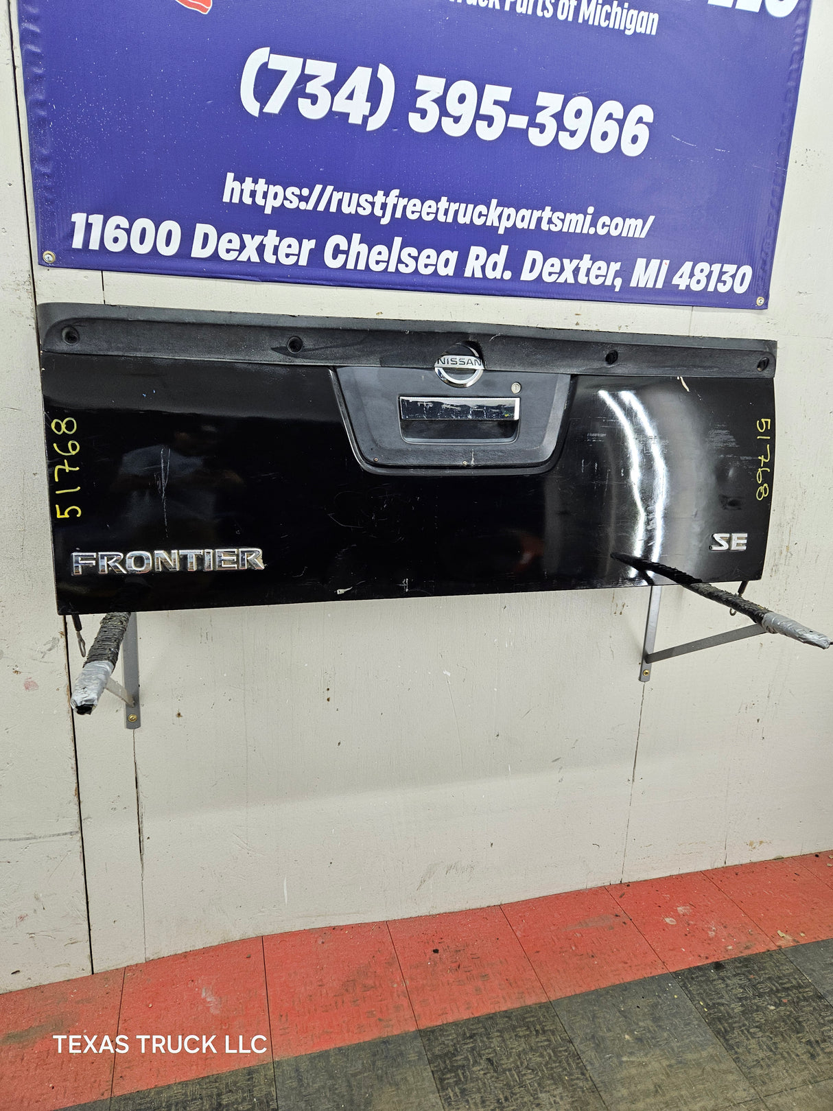 2013-2021 Nissan Frontier Tailgate Trunk Hatch