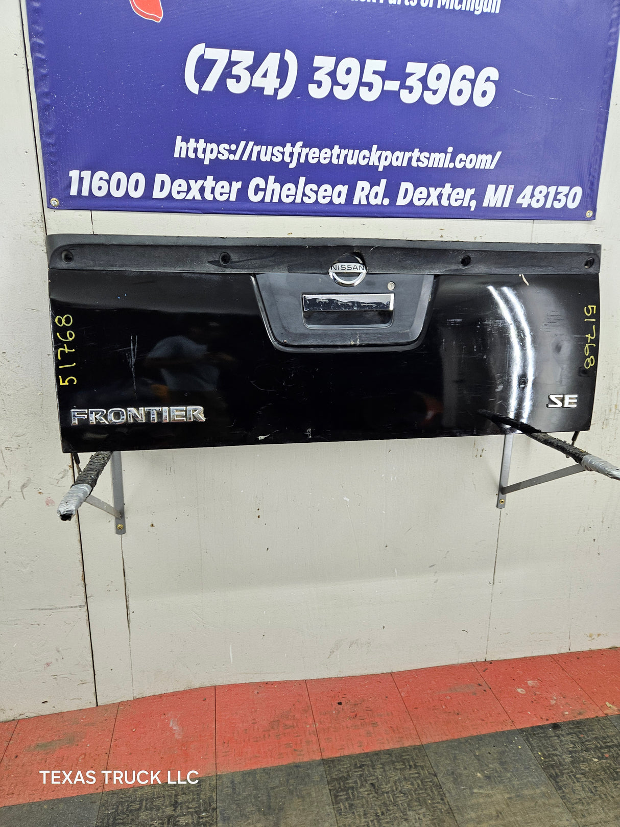 2013-2021 Nissan Frontier Tailgate Trunk Hatch