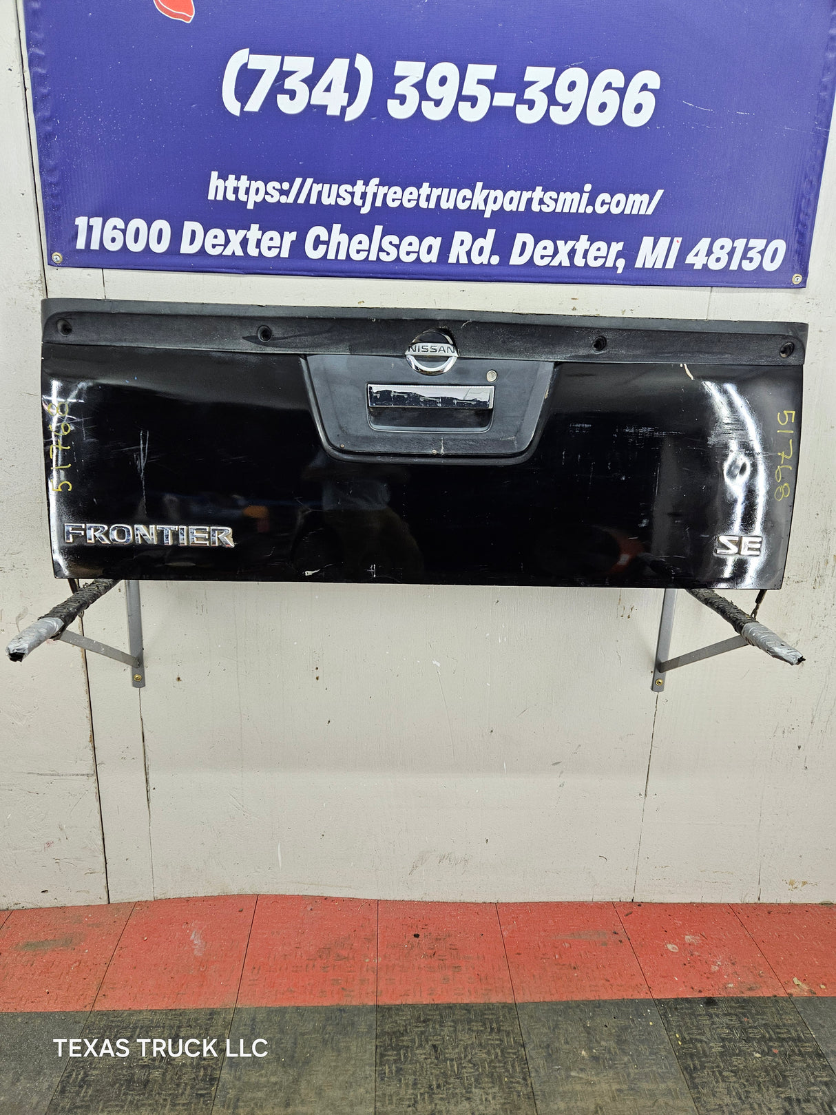 2013-2021 Nissan Frontier Tailgate Trunk Hatch