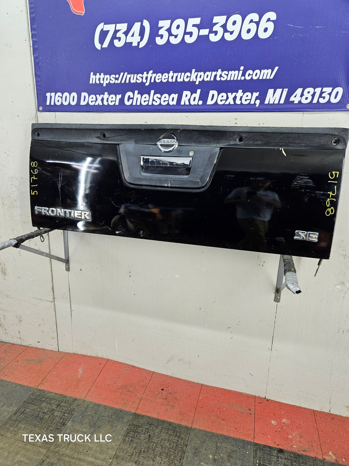 2013-2021 Nissan Frontier Tailgate Trunk Hatch