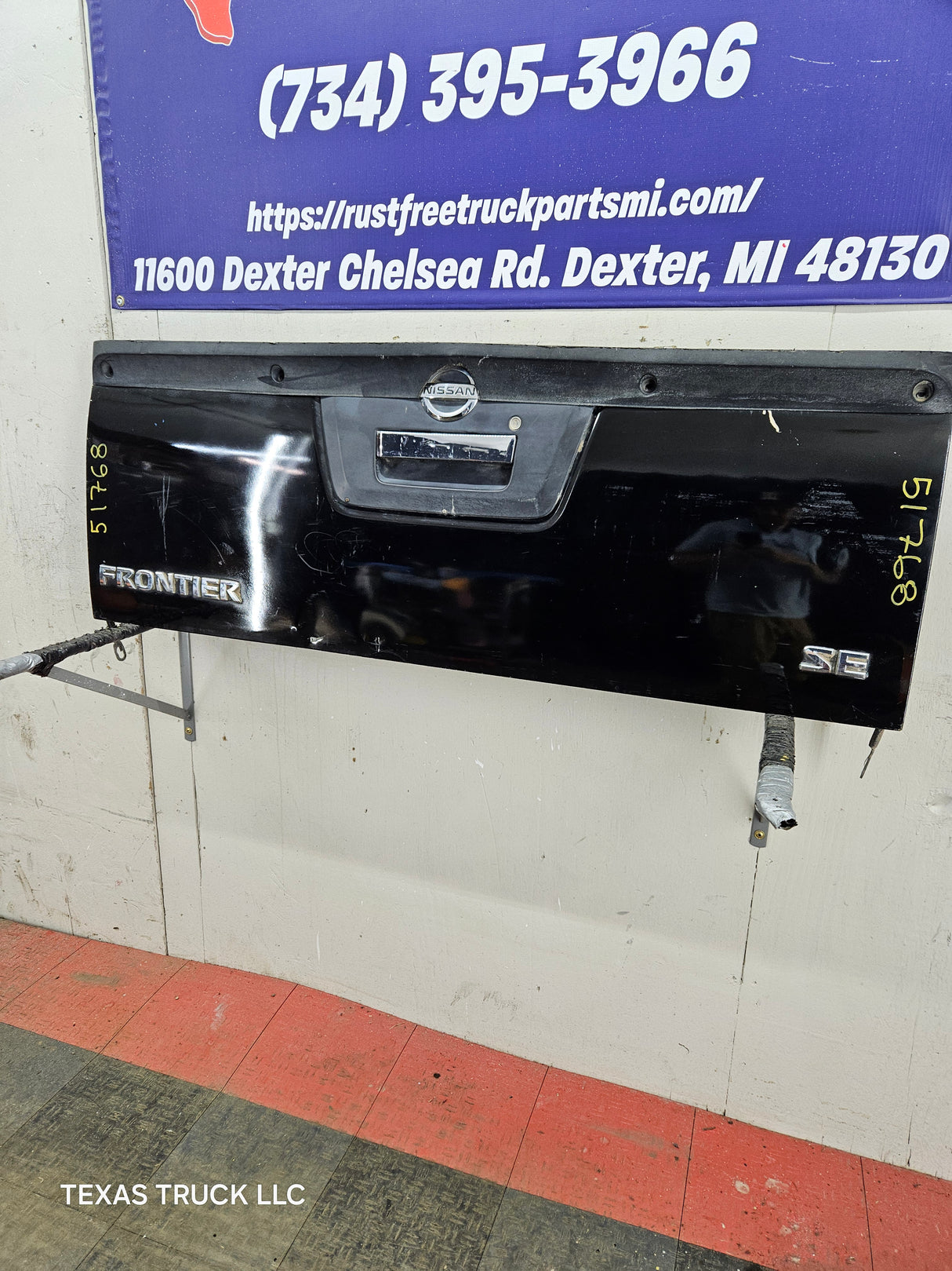 2013-2021 Nissan Frontier Tailgate Trunk Hatch