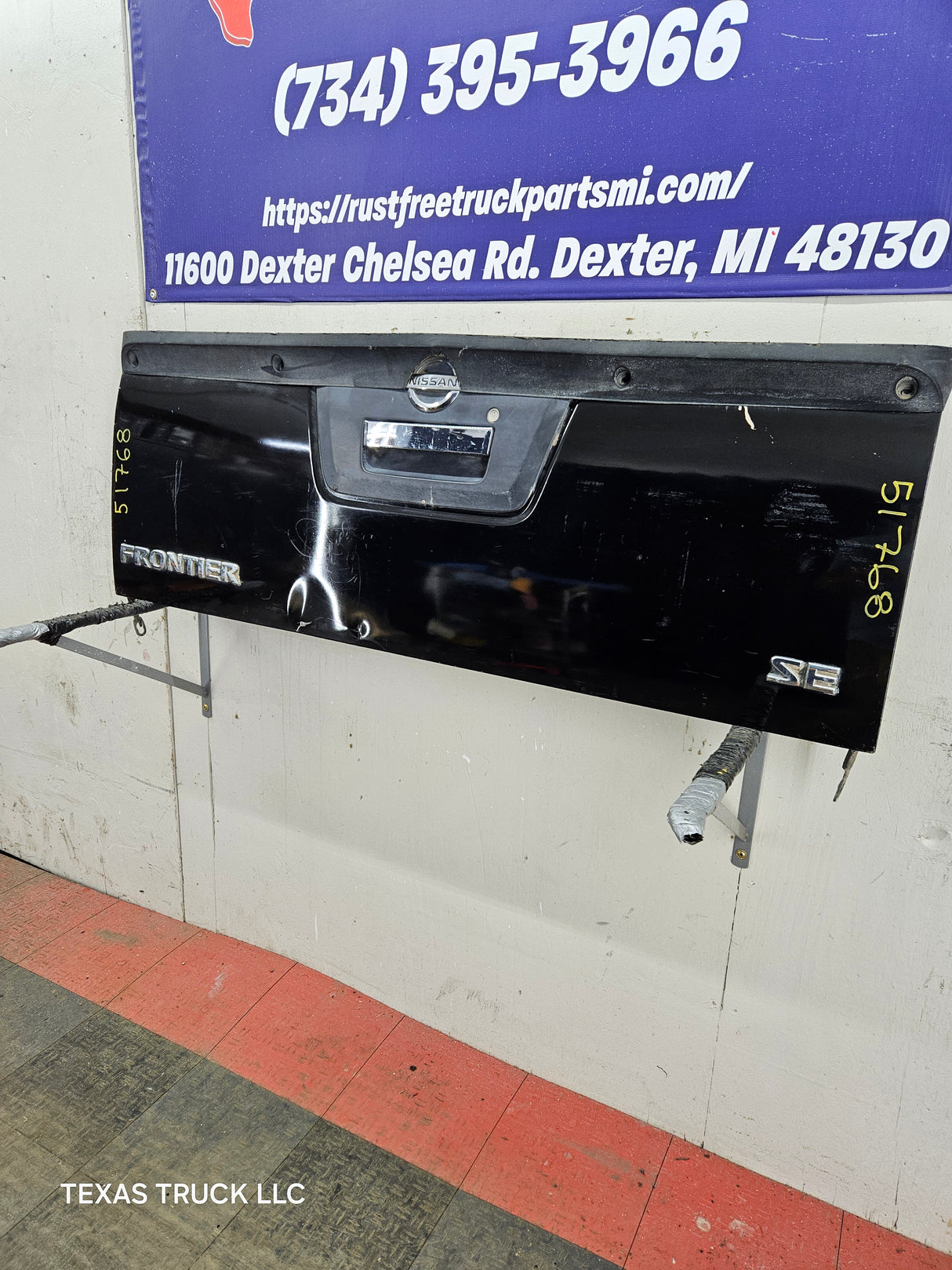 2013-2021 Nissan Frontier Tailgate Trunk Hatch