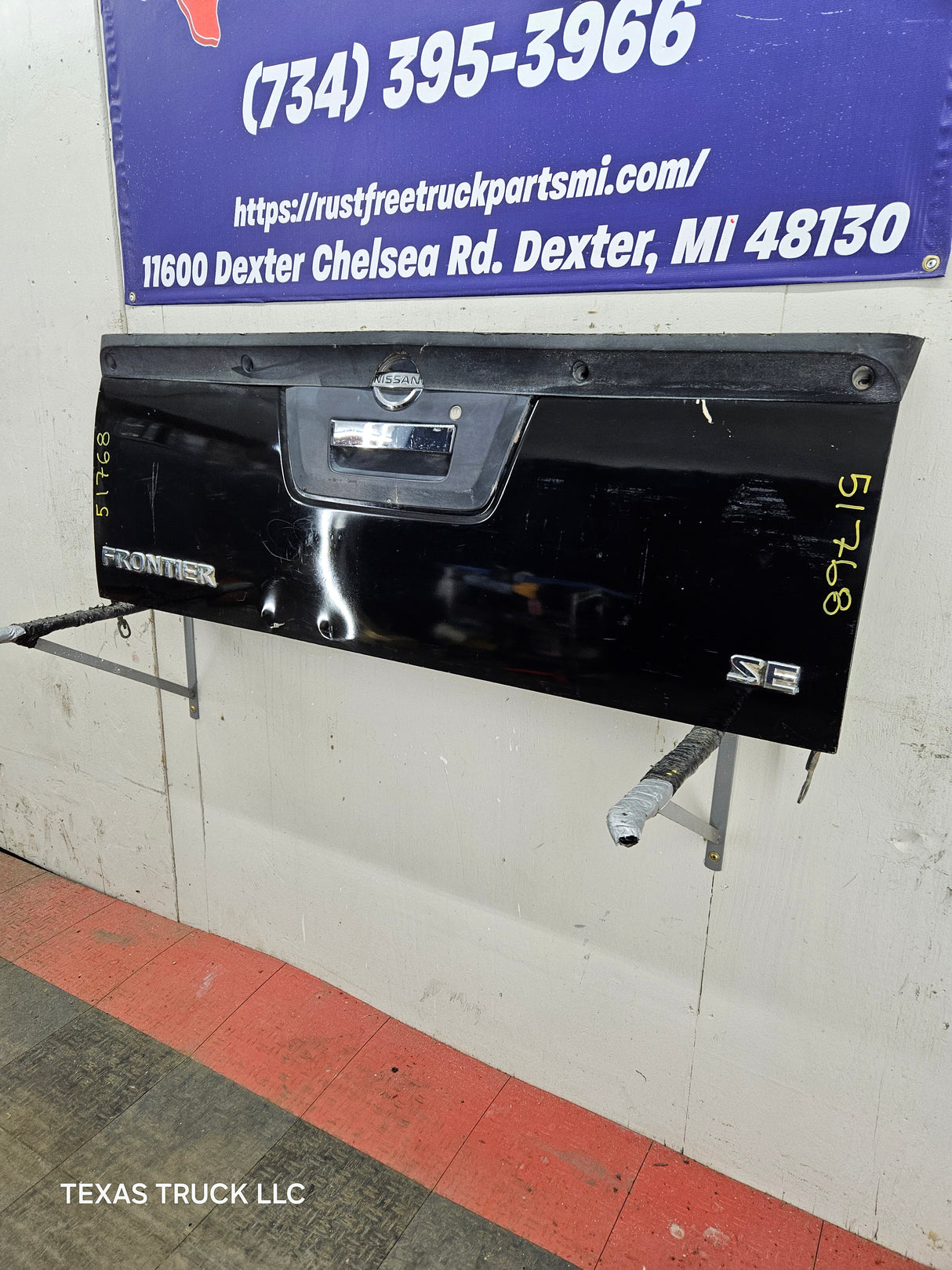 2013-2021 Nissan Frontier Tailgate Trunk Hatch