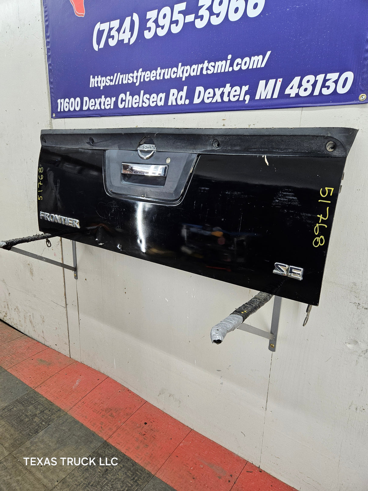 2013-2021 Nissan Frontier Tailgate Trunk Hatch