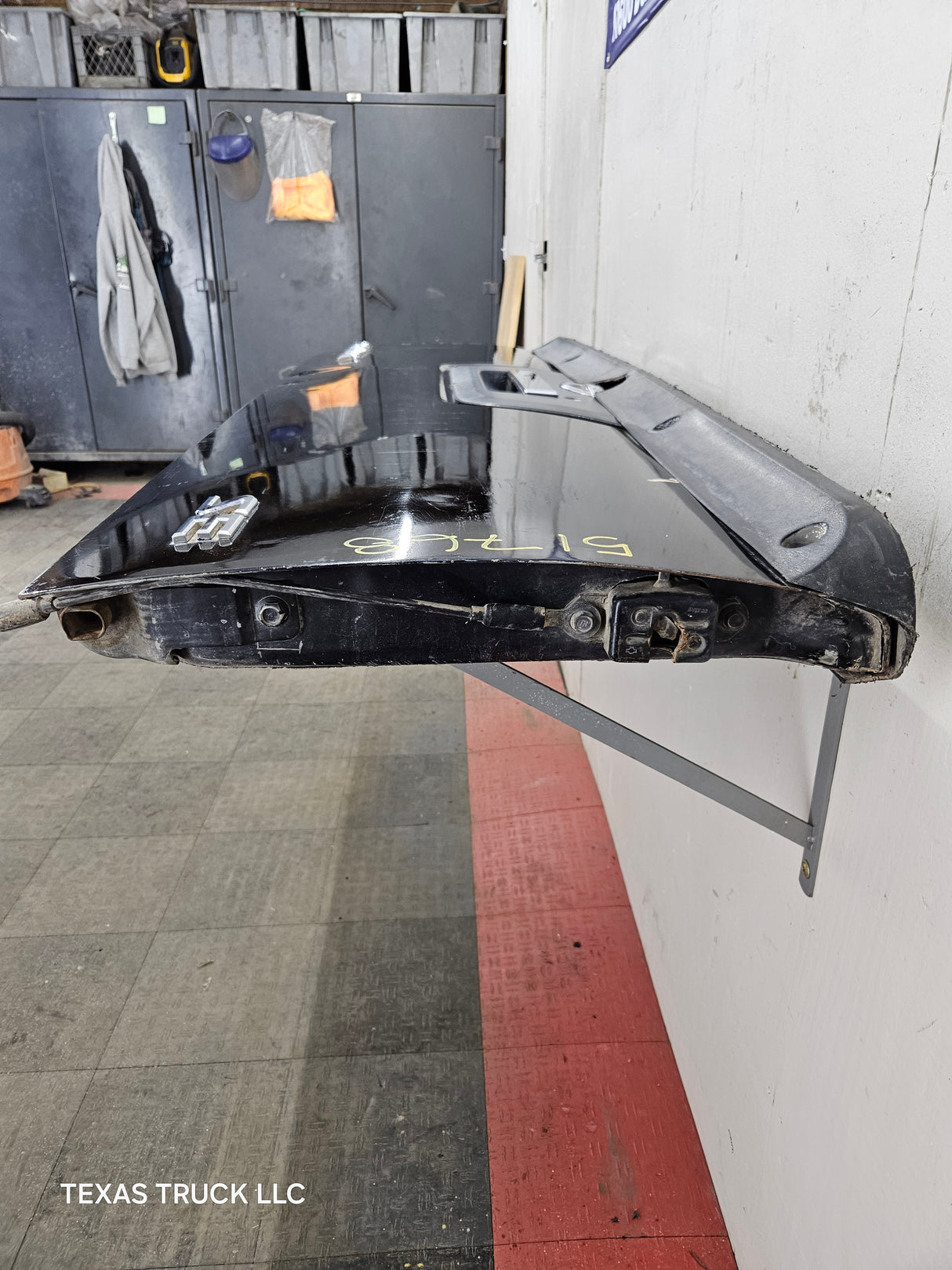 2013-2021 Nissan Frontier Tailgate Trunk Hatch