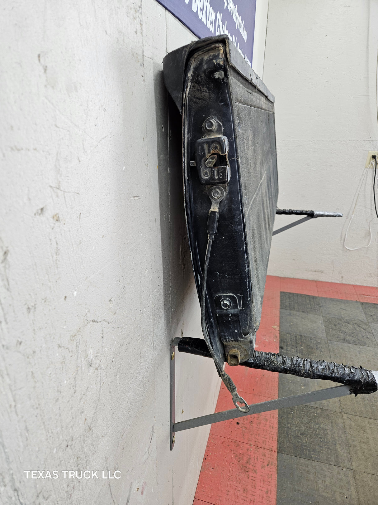 2013-2021 Nissan Frontier Tailgate Trunk Hatch