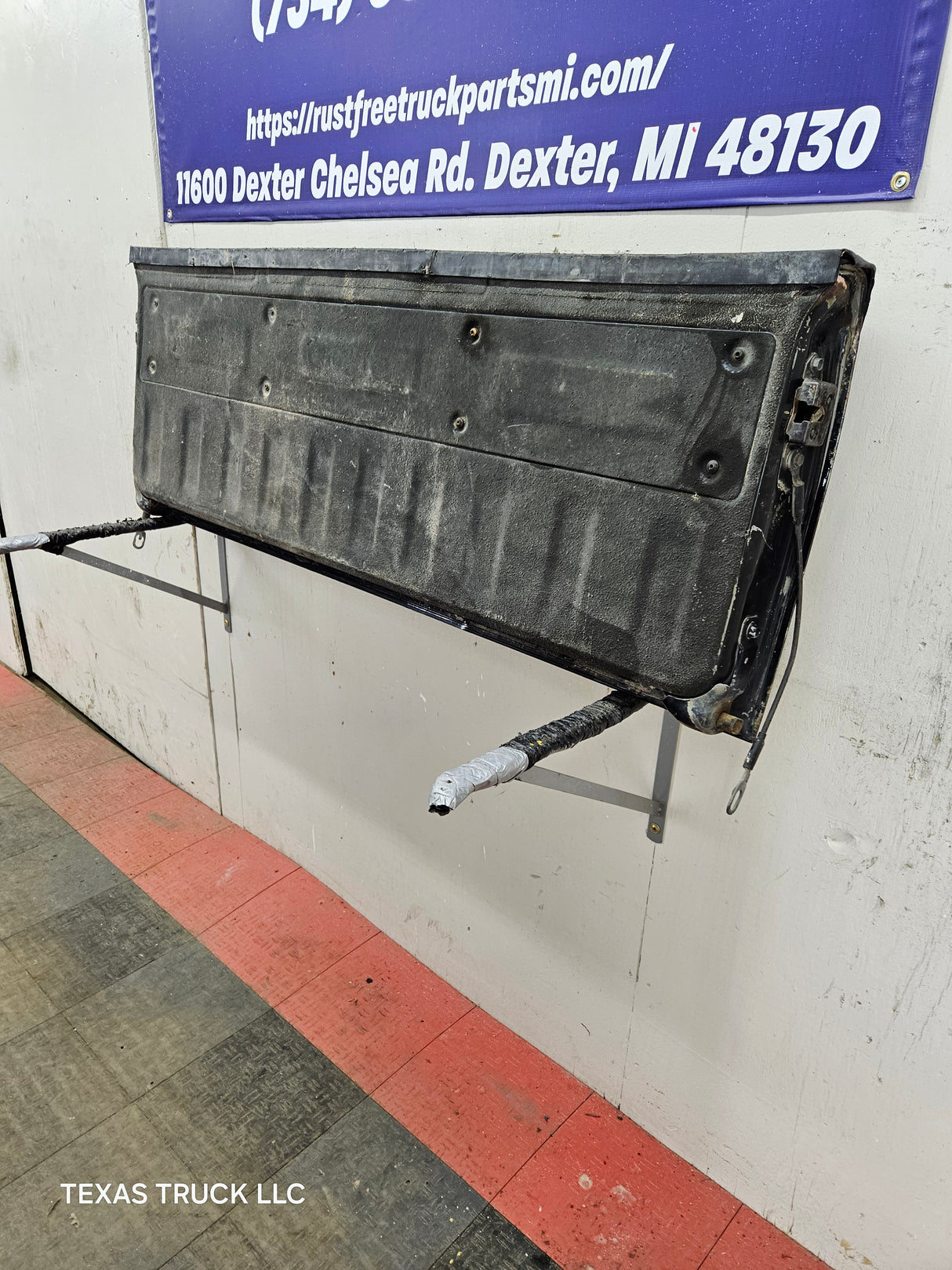 2013-2021 Nissan Frontier Tailgate Trunk Hatch