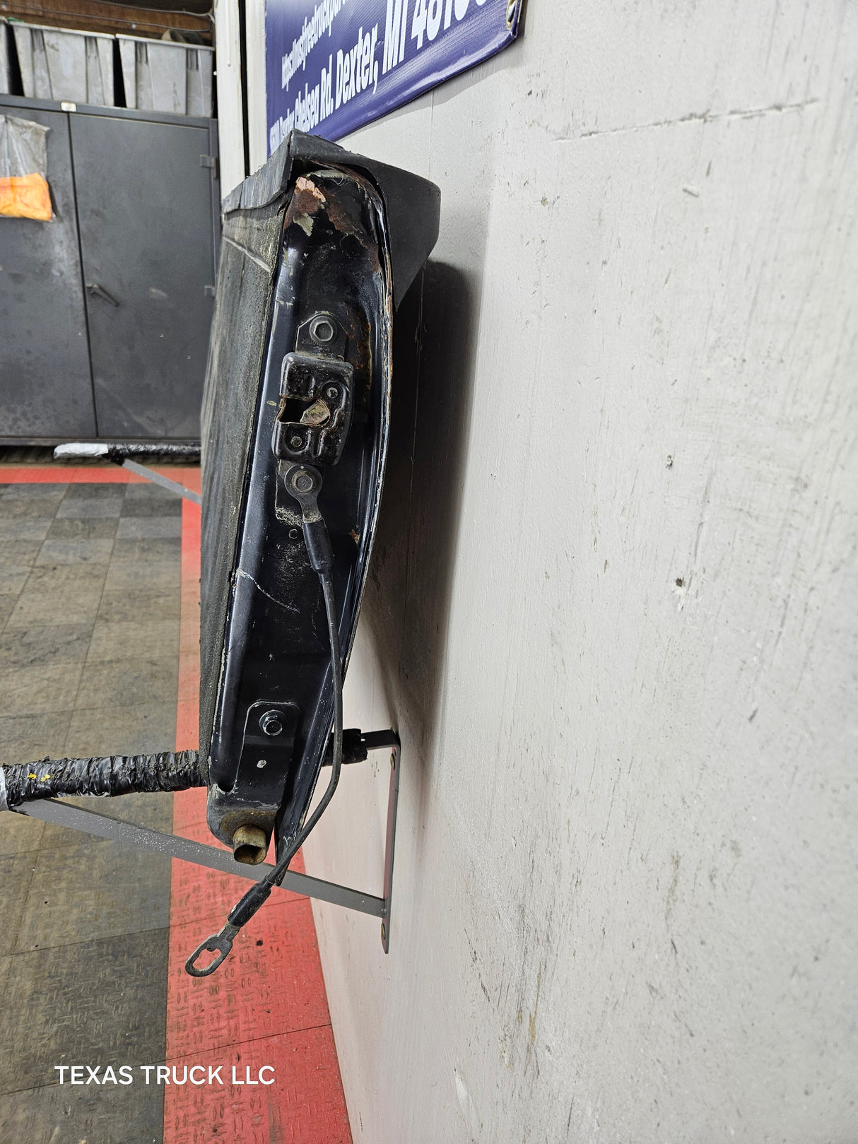 2013-2021 Nissan Frontier Tailgate Trunk Hatch