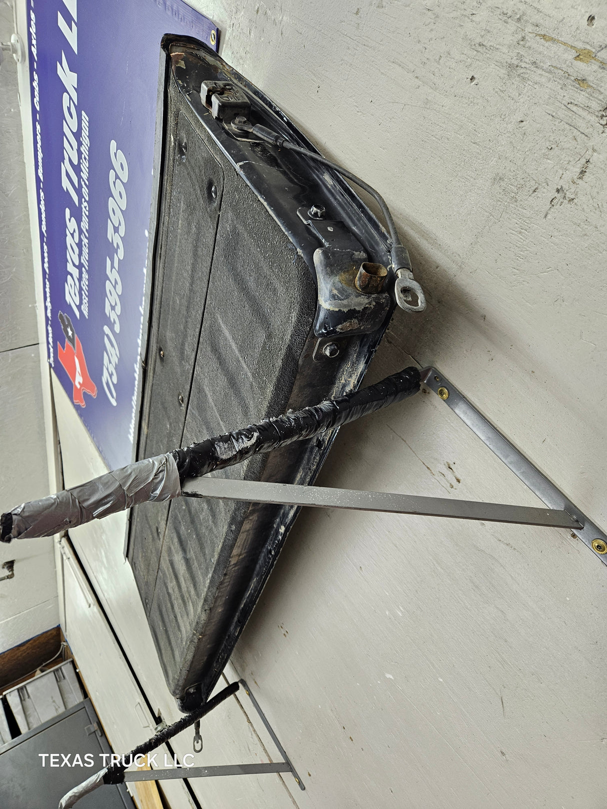 2013-2021 Nissan Frontier Tailgate Trunk Hatch