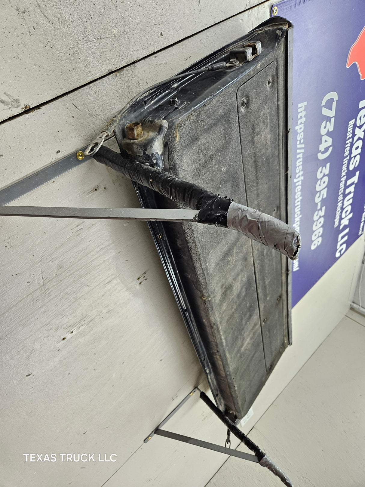 2013-2021 Nissan Frontier Tailgate Trunk Hatch