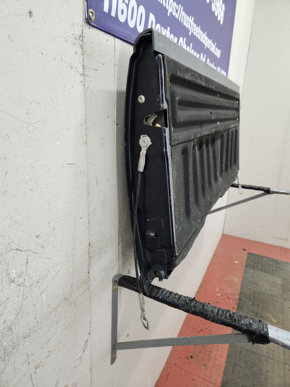 1997-2003 Ford F150 Step Side / Flare Side Tailgate