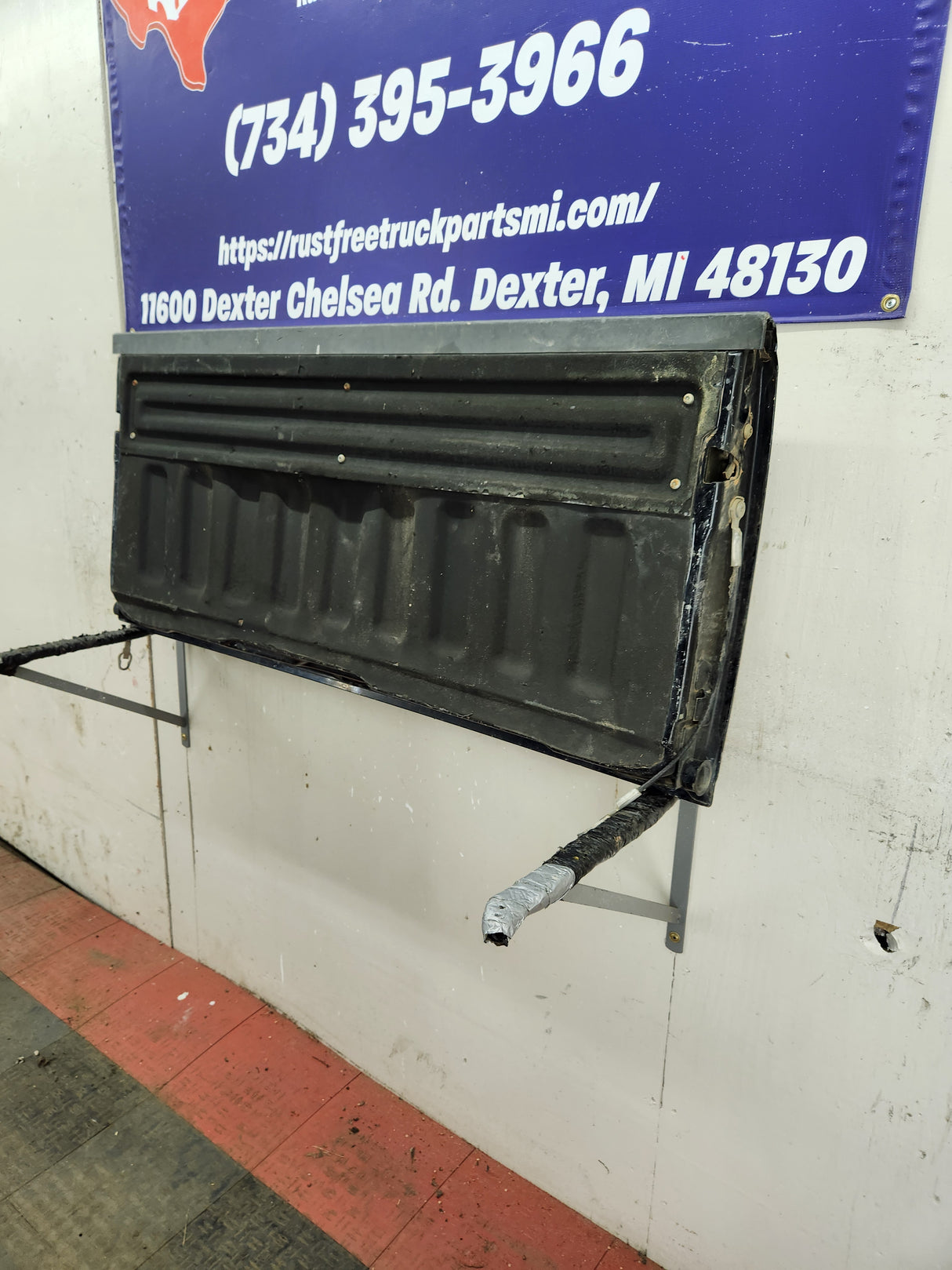 1997-2003 Ford F150 Step Side / Flare Side Tailgate