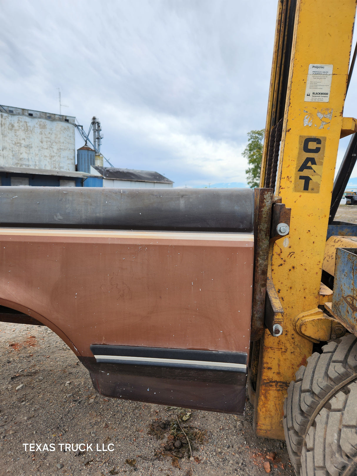 1987-1997 Ford F150 F250 F350 OBS 6' 9" Short Truck Bed