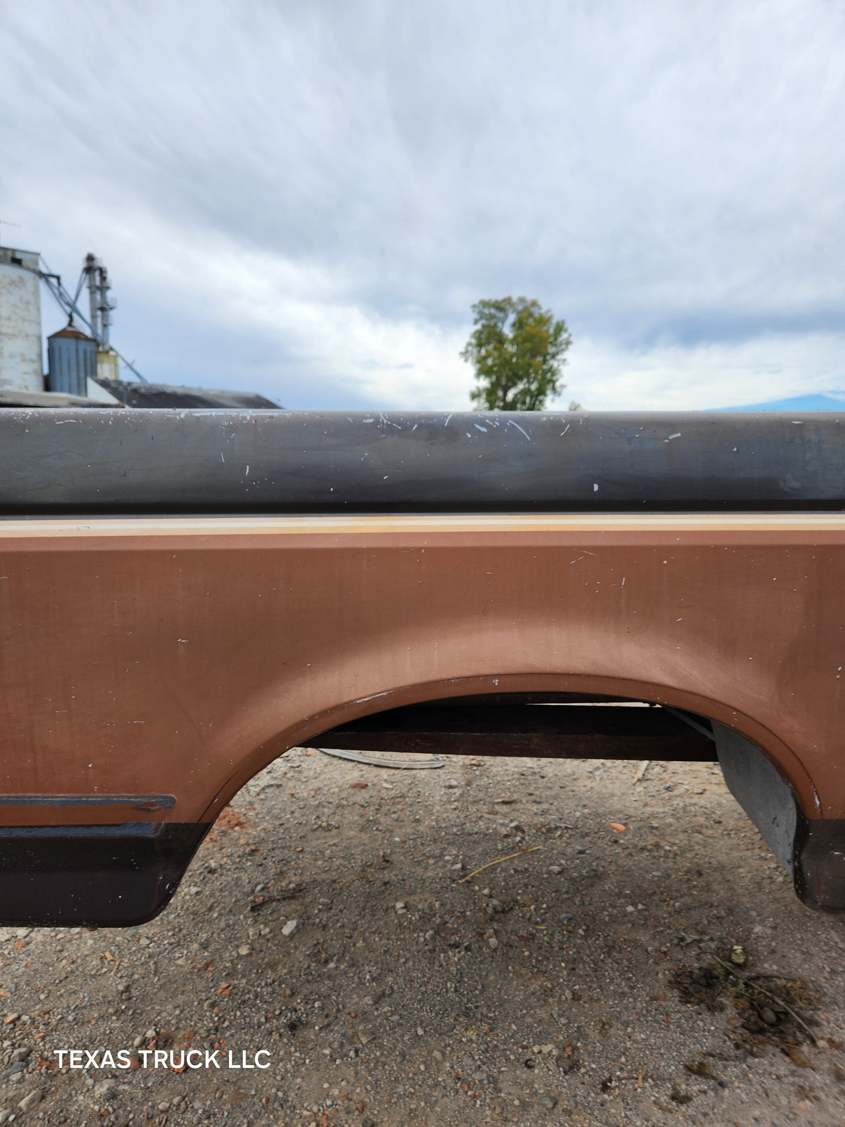 1987-1997 Ford F150 F250 F350 OBS 6' 9" Short Truck Bed