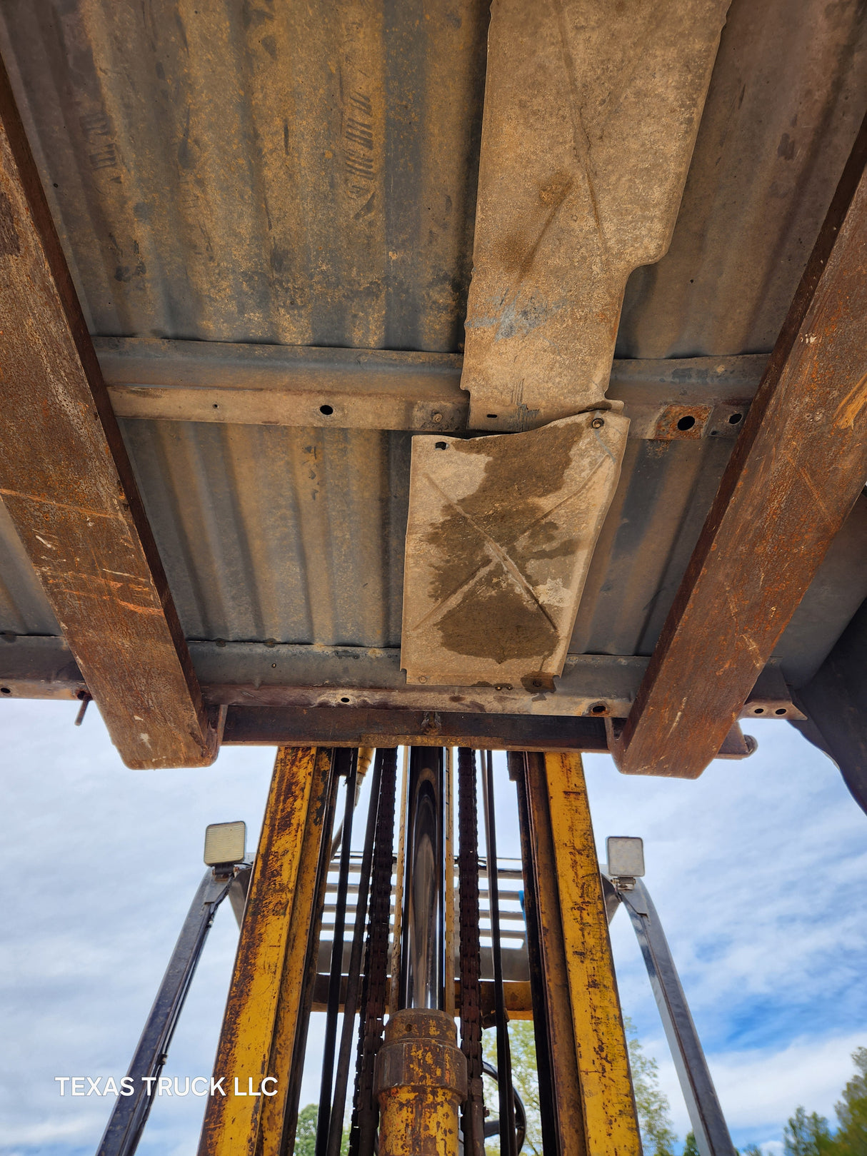 1987-1997 Ford F150 F250 F350 OBS 6' 9" Short Truck Bed