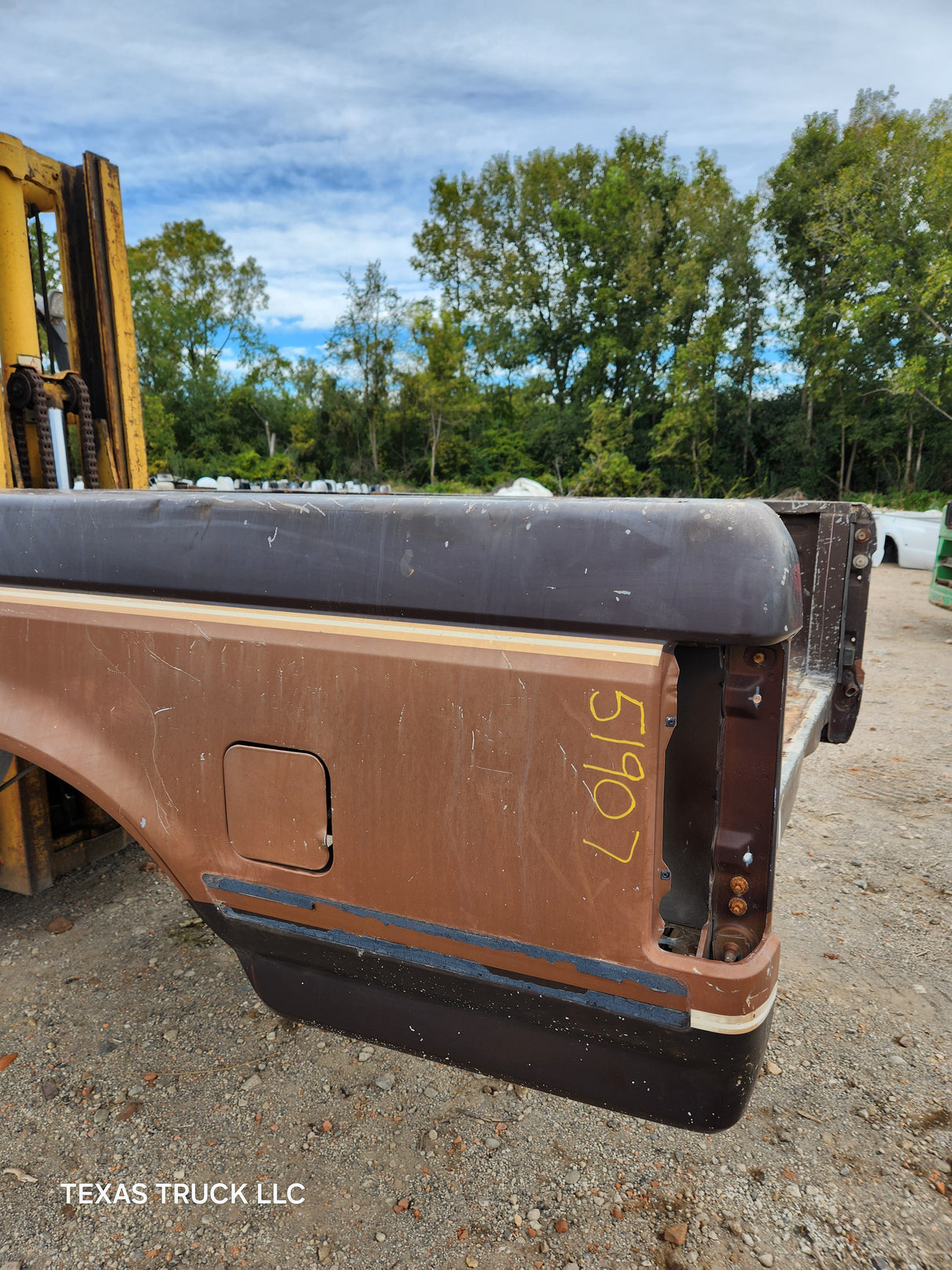 1987-1997 Ford F150 F250 F350 OBS 6' 9" Short Truck Bed