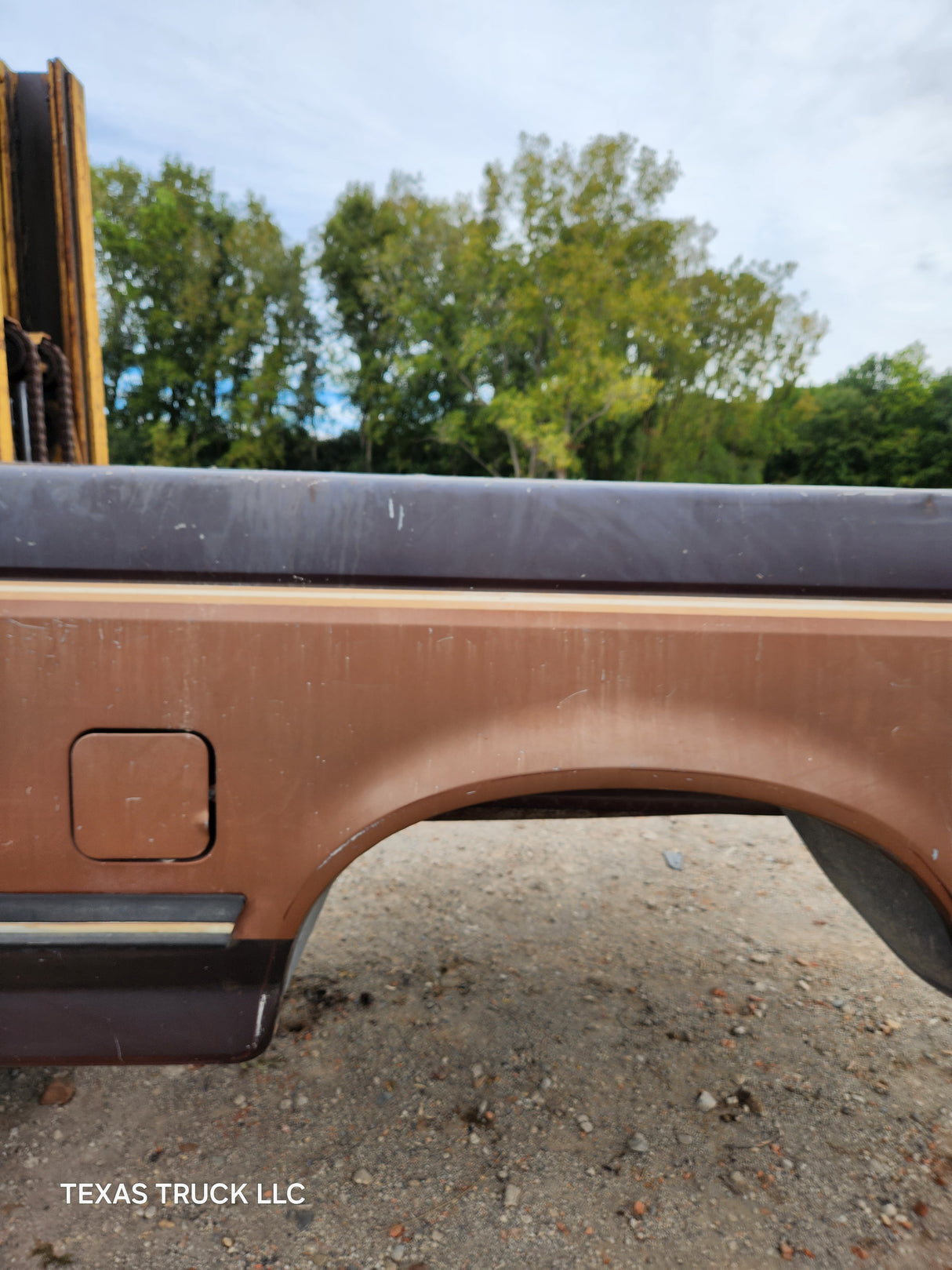 1987-1997 Ford F150 F250 F350 OBS 6' 9" Short Truck Bed