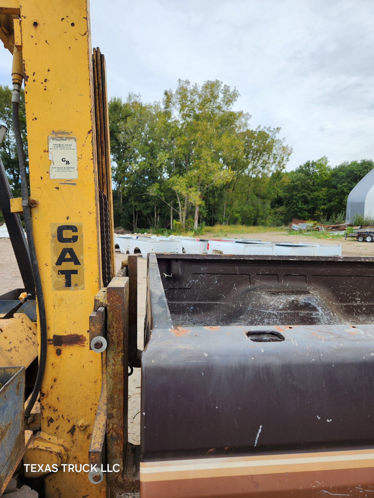 1987-1997 Ford F150 F250 F350 OBS 6' 9" Short Truck Bed