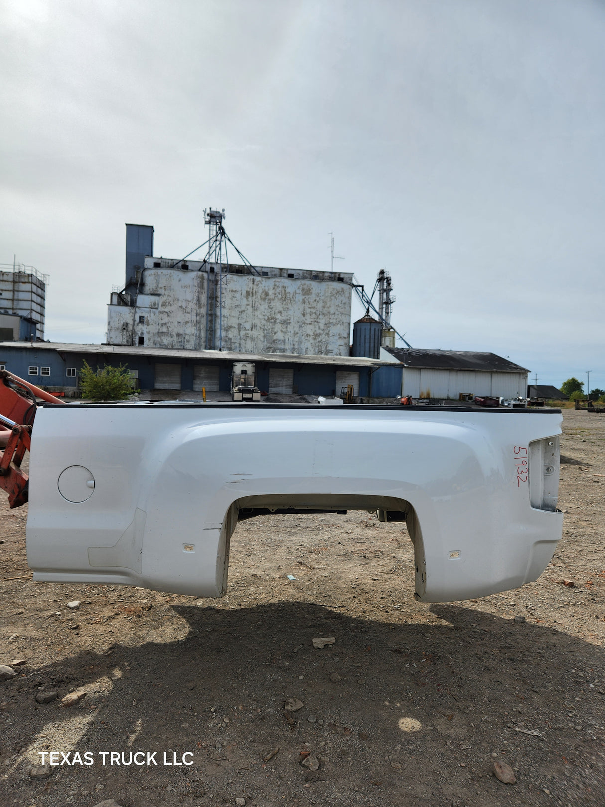 2014-2019 Chevrolet Silverado / GMC Sierra 3500 HD 8' Dually Truck Bed
