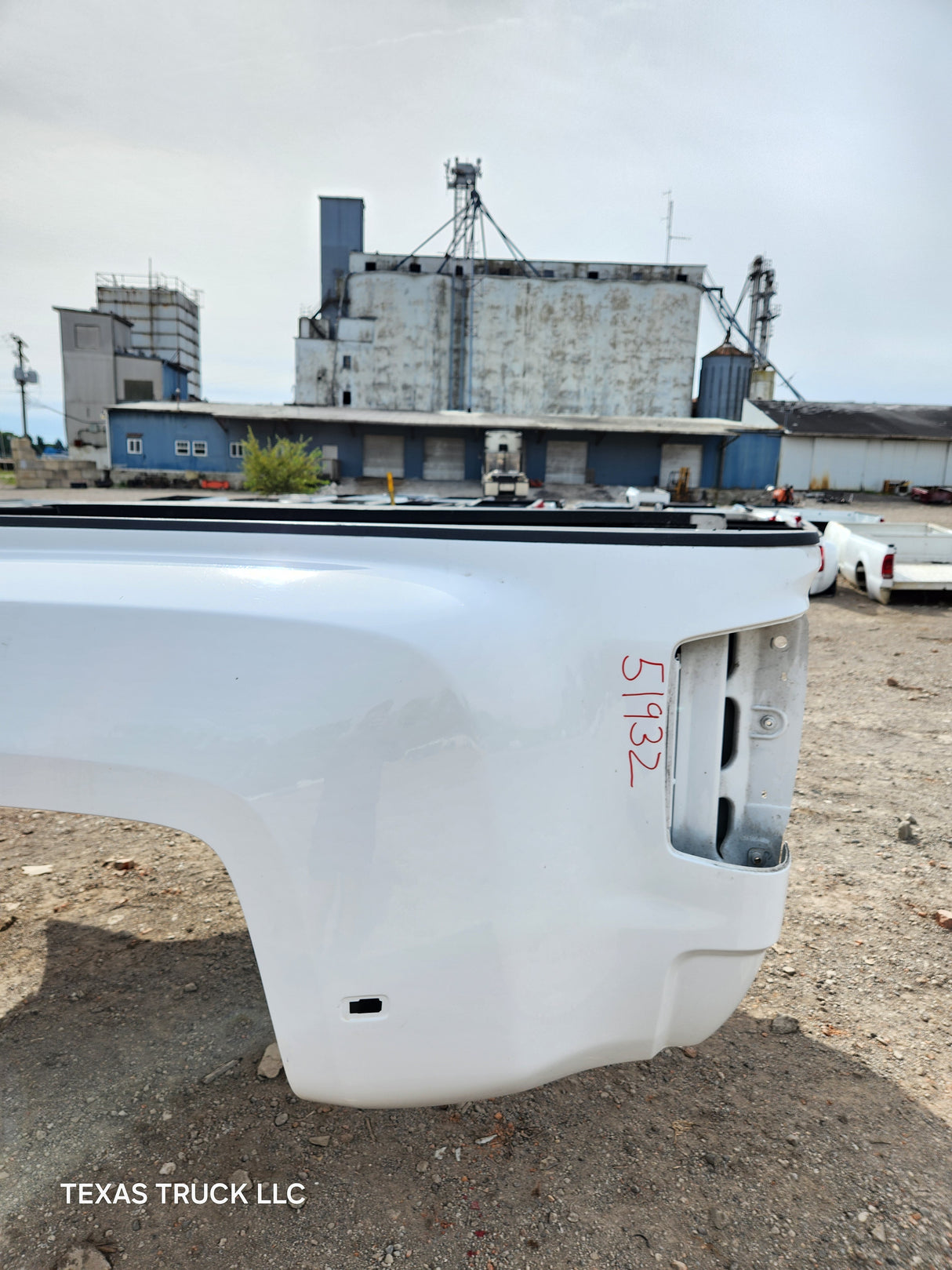 2014-2019 Chevrolet Silverado / GMC Sierra 3500 HD 8' Dually Truck Bed