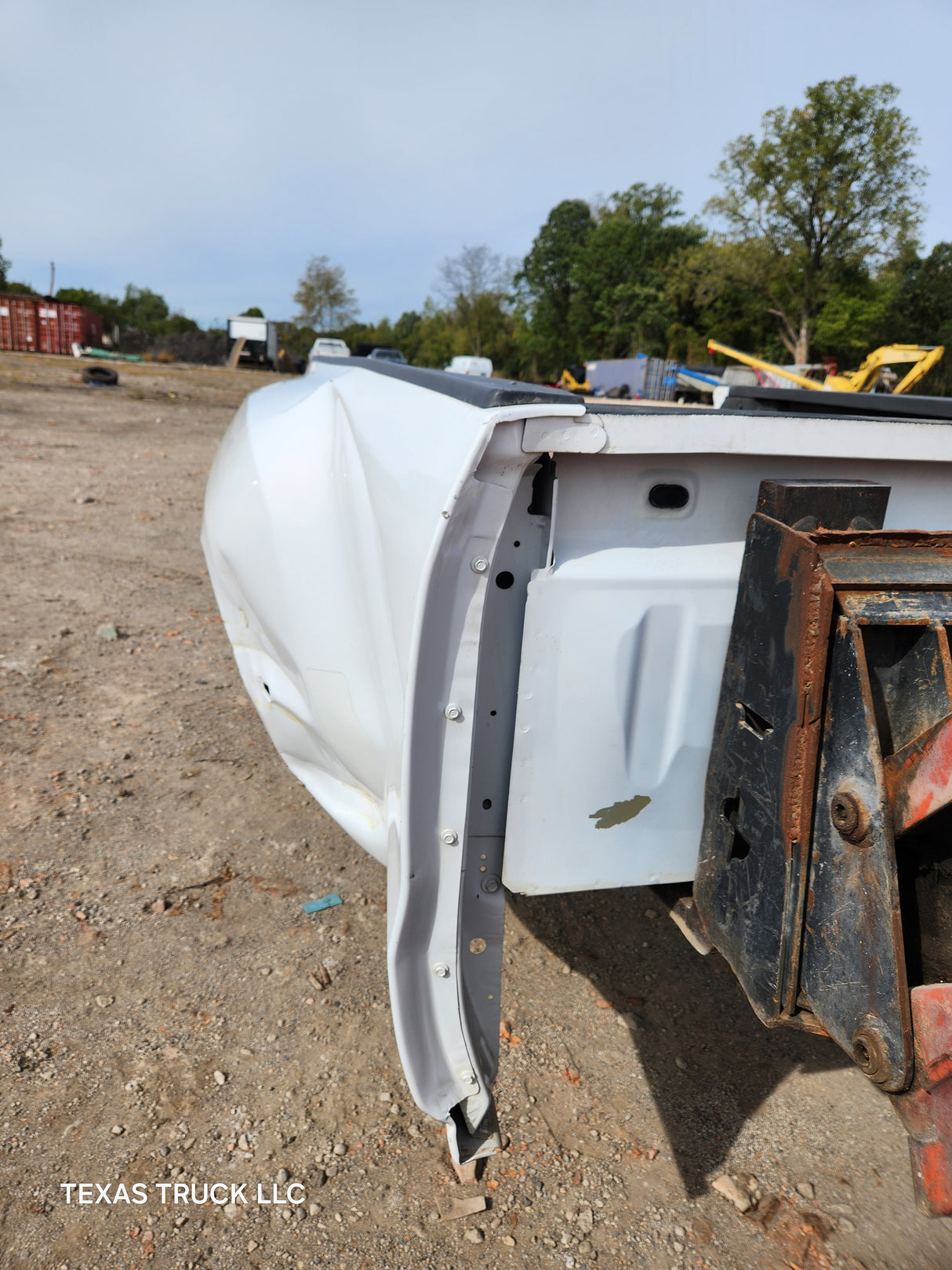 2014-2019 Chevrolet Silverado / GMC Sierra 3500 HD 8' Dually Truck Bed