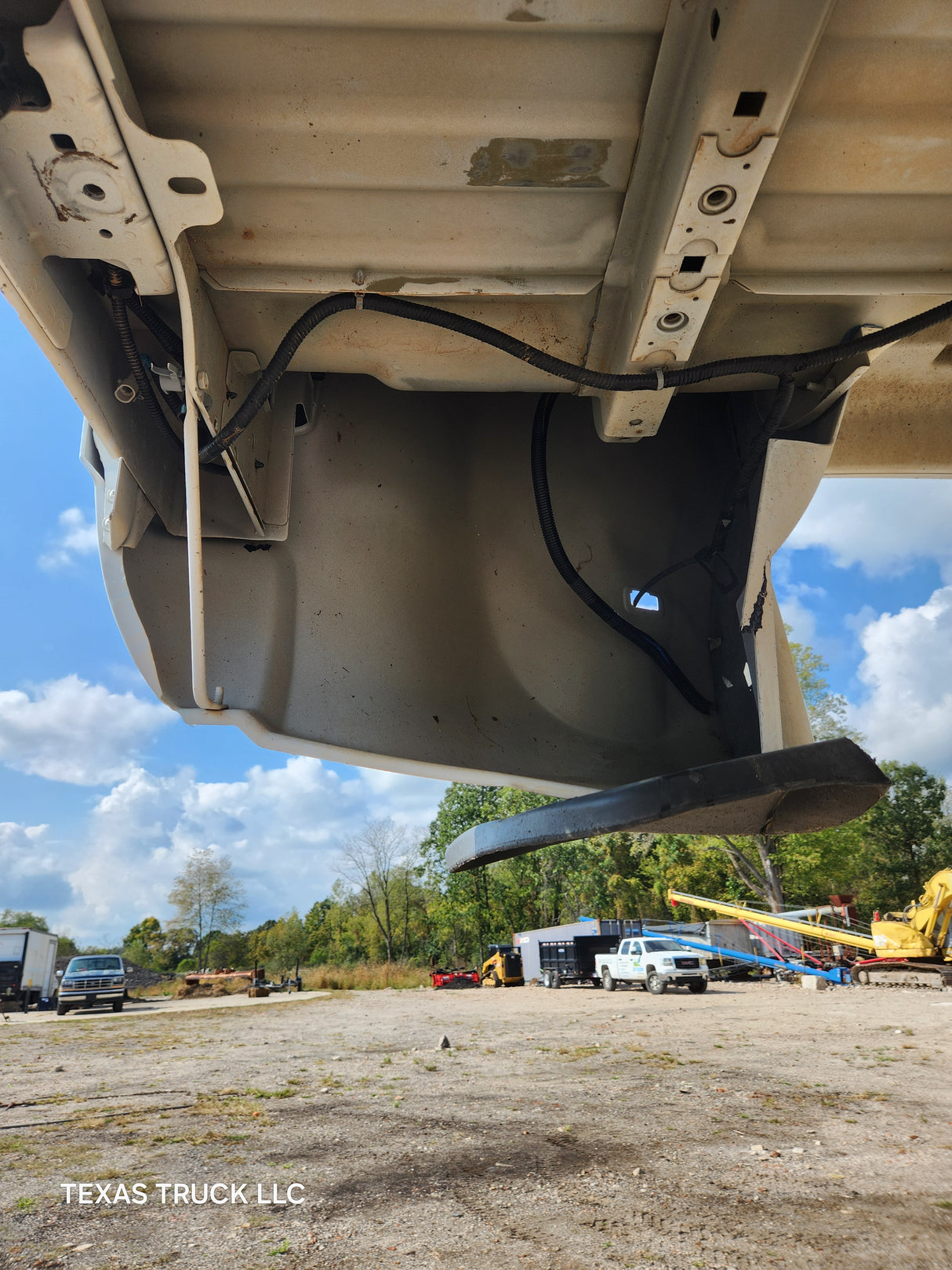 2014-2019 Chevrolet Silverado / GMC Sierra 3500 HD 8' Dually Truck Bed
