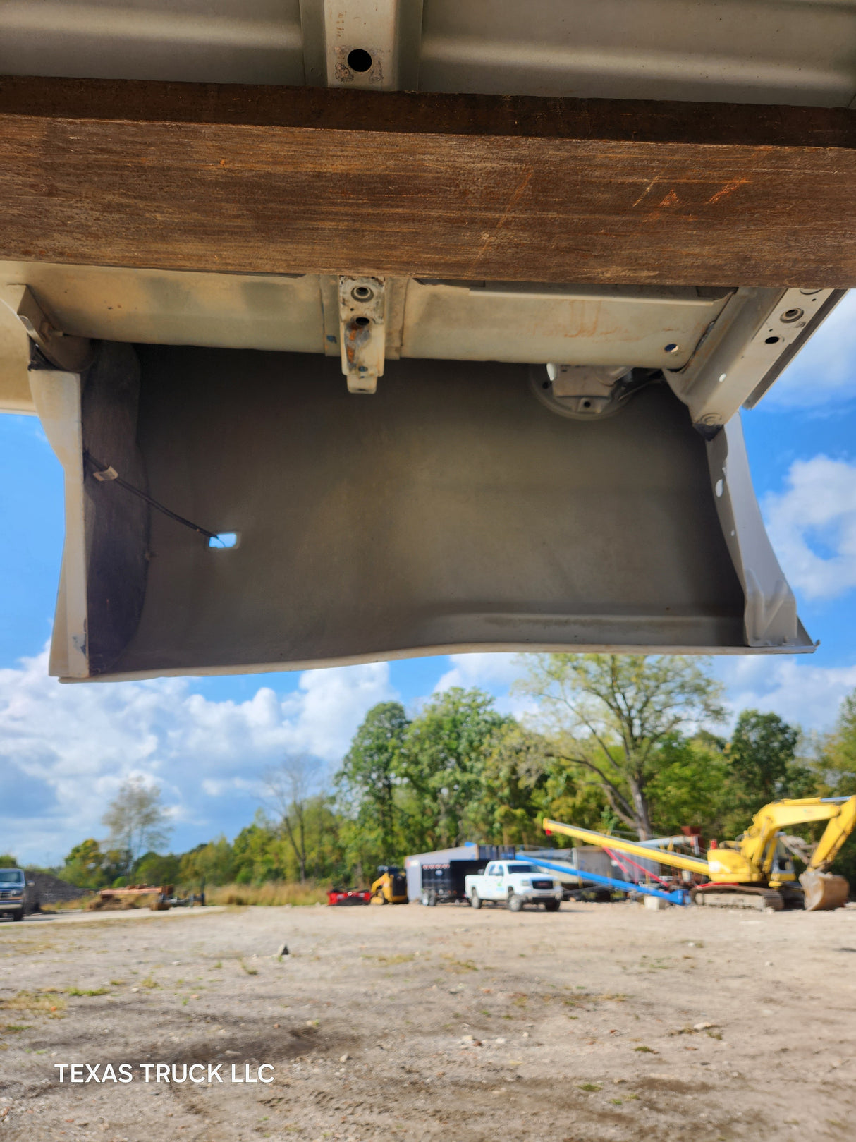 2014-2019 Chevrolet Silverado / GMC Sierra 3500 HD 8' Dually Truck Bed