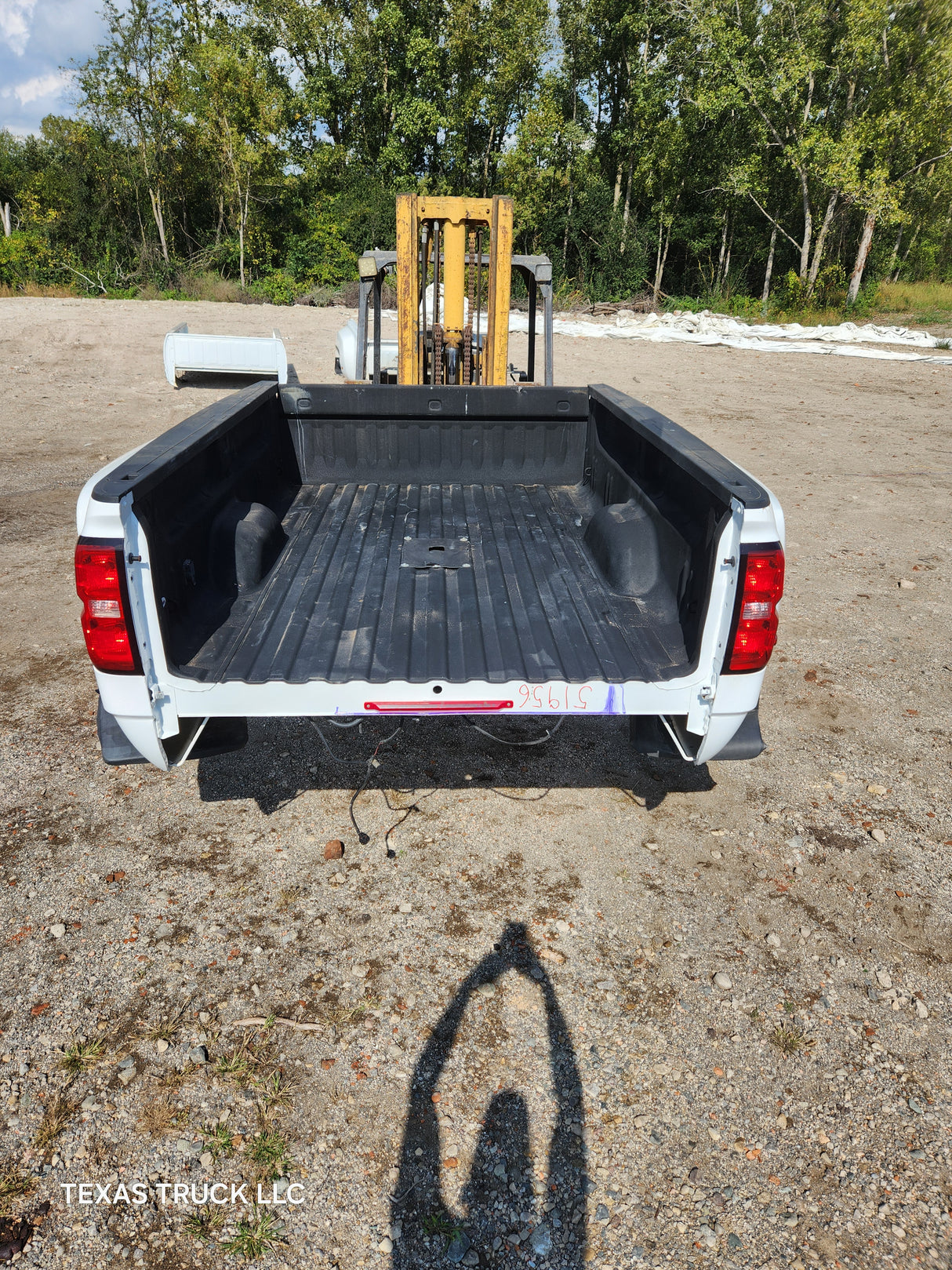 2014-2019 Chevrolet Silverado / GMC Sierra 3500 HD 8' Dually Truck Bed