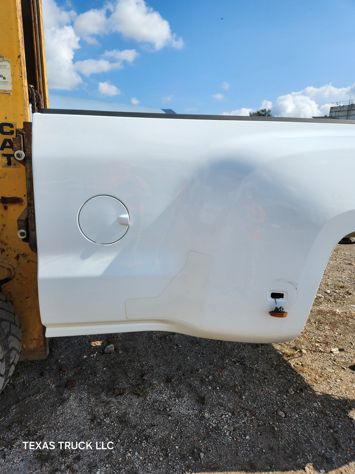 2014-2019 Chevrolet Silverado / GMC Sierra 3500 HD 8' Dually Truck Bed