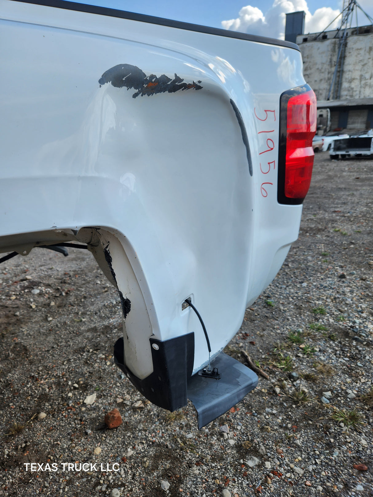 2014-2019 Chevrolet Silverado / GMC Sierra 3500 HD 8' Dually Truck Bed