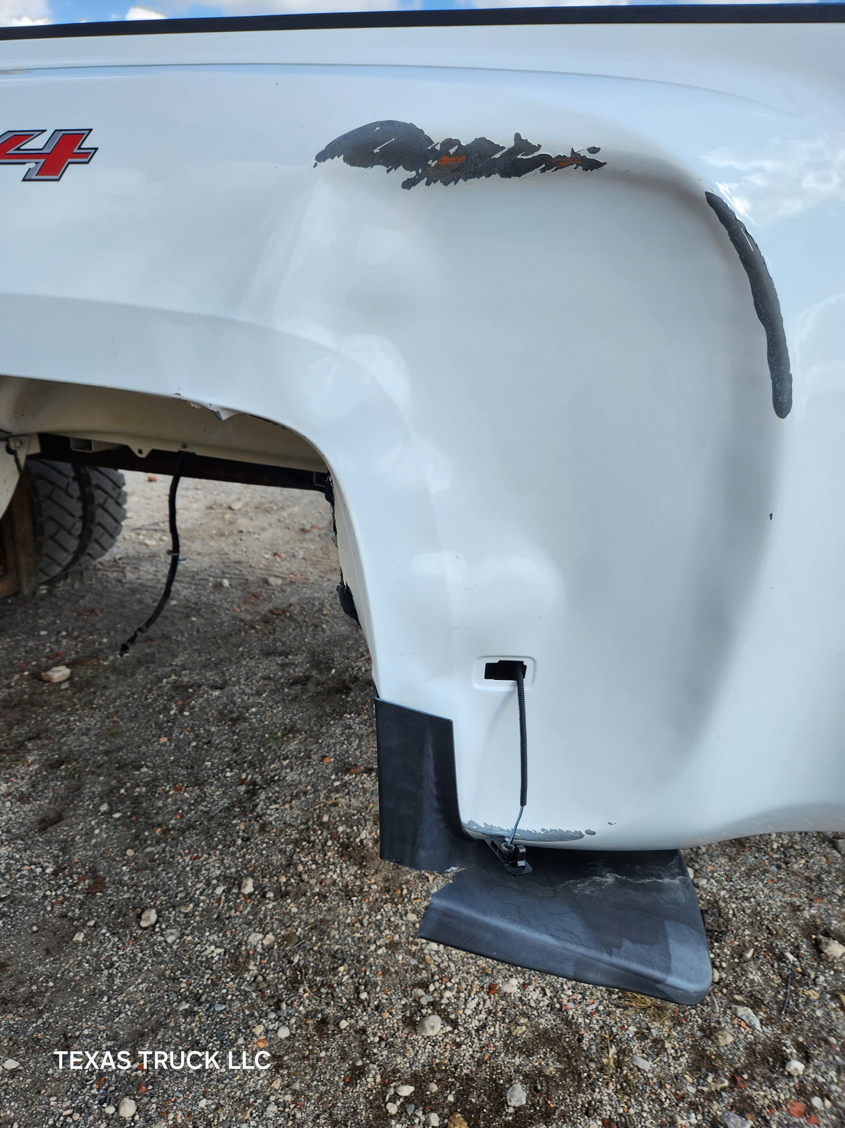 2014-2019 Chevrolet Silverado / GMC Sierra 3500 HD 8' Dually Truck Bed