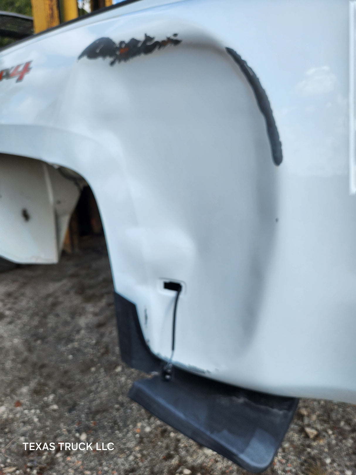 2014-2019 Chevrolet Silverado / GMC Sierra 3500 HD 8' Dually Truck Bed