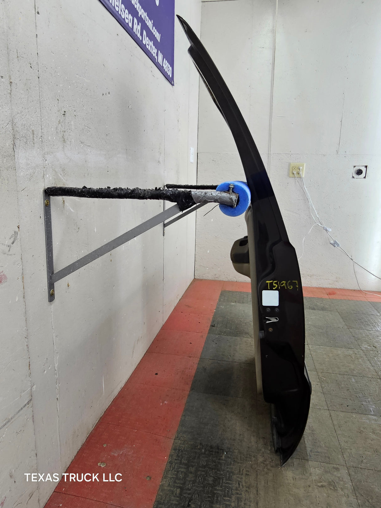 1999-2011 Ford Super Duty F250 F350 F450 F550 RH Crew Cab Passenger Side Rear Door