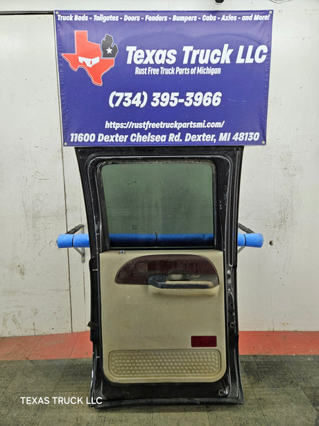 1999-2011 Ford Super Duty F250 F350 F450 F550 RH Crew Cab Passenger Side Rear Door