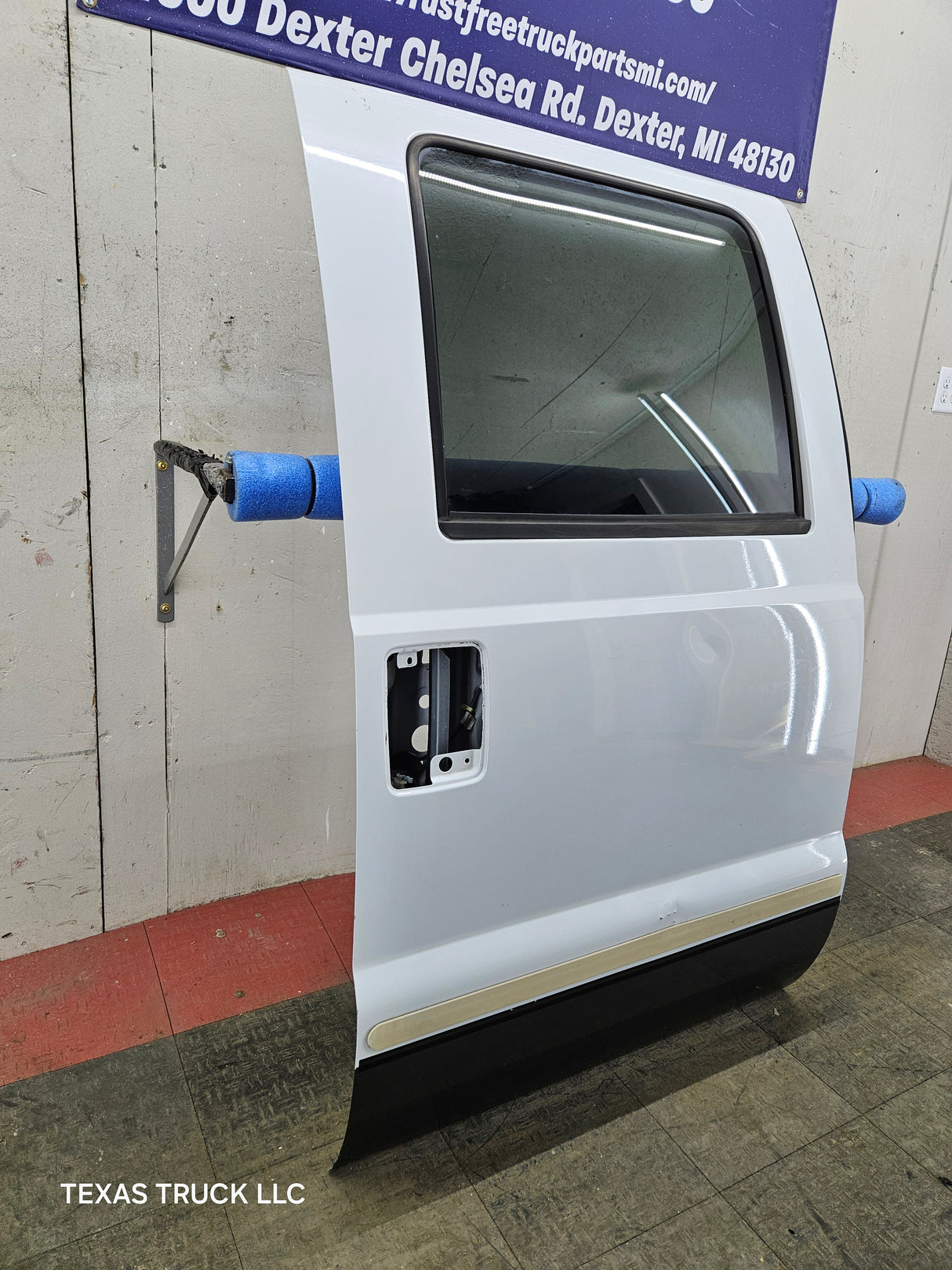 1999-2016 Ford Super Duty Passenger Rear Door RH Crew Cab F250 F350 F450 F550