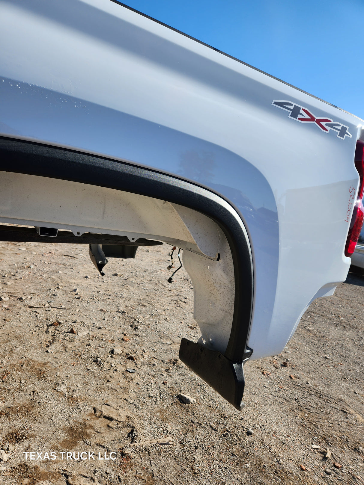 2019-2025 Chevrolet Silverado 2500 3500 HD 6' 6" Short Truck Bed